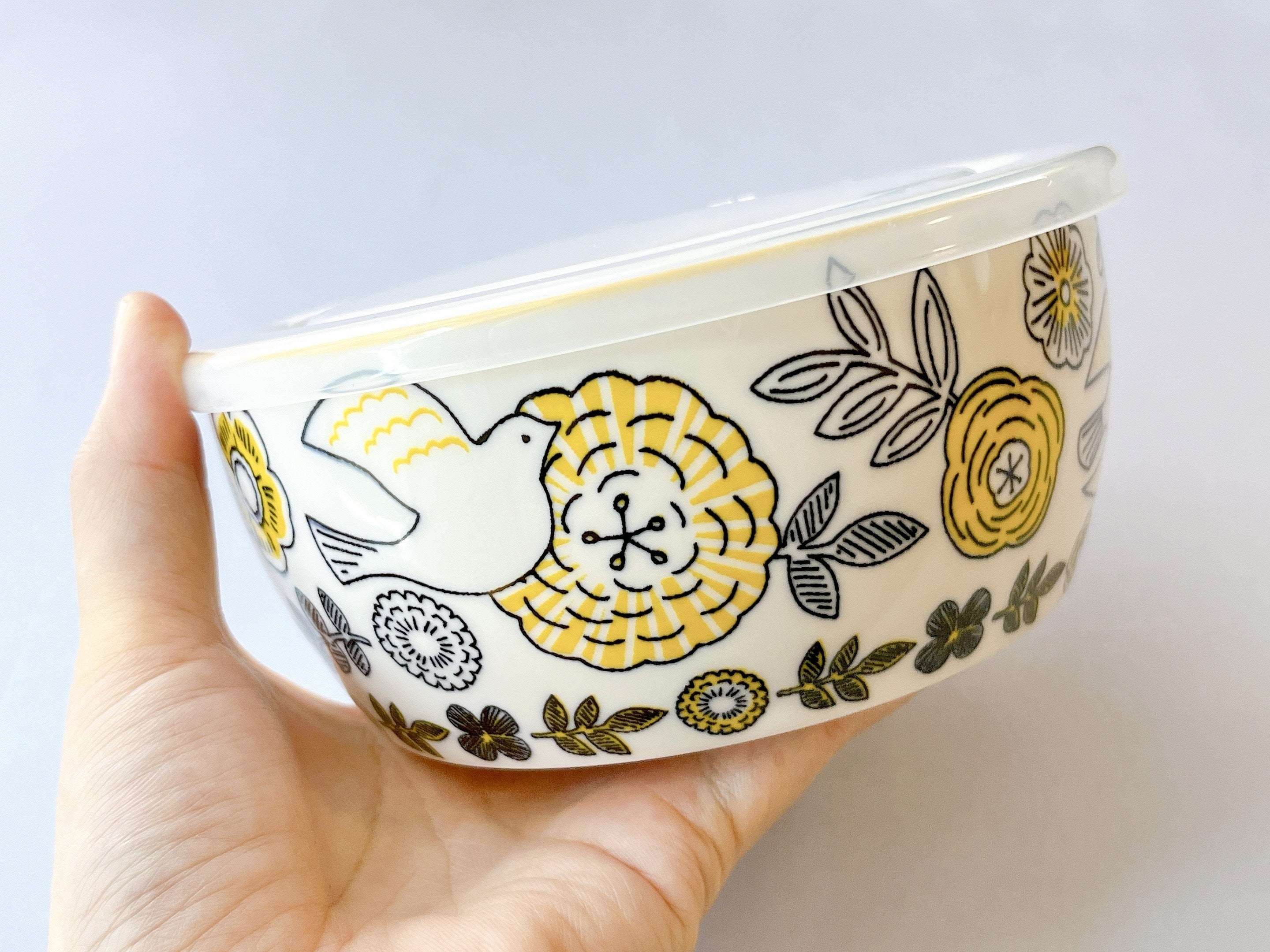 家の食器 全部コレにしたいよ Ikea ロフト ダイソーの レトロ食器 3選