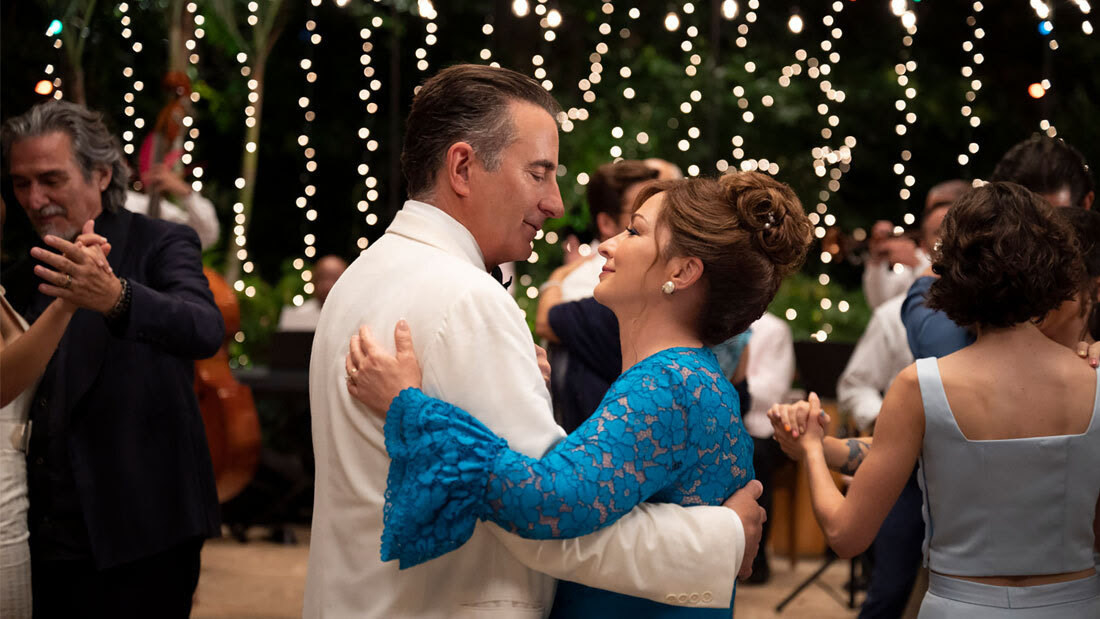 Andy Garcia and Gloria Estefan as Ingrid dancing together in &quot;Father of the Bride&quot;