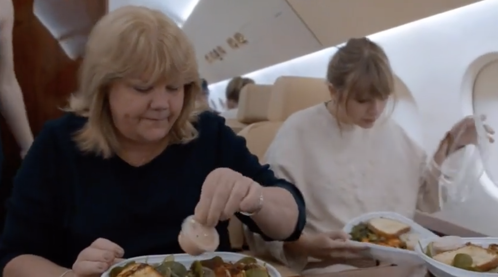 Where Is Taylor Swift Today Plane Image To U