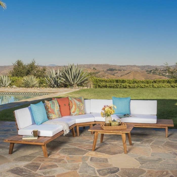 photo of the outfoor sectional