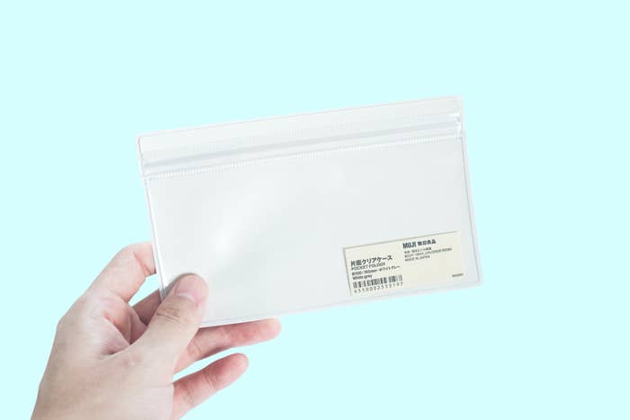 無印良品のおすすめ便利アイテム「片面クリアケース」マスクケースにもぴったり