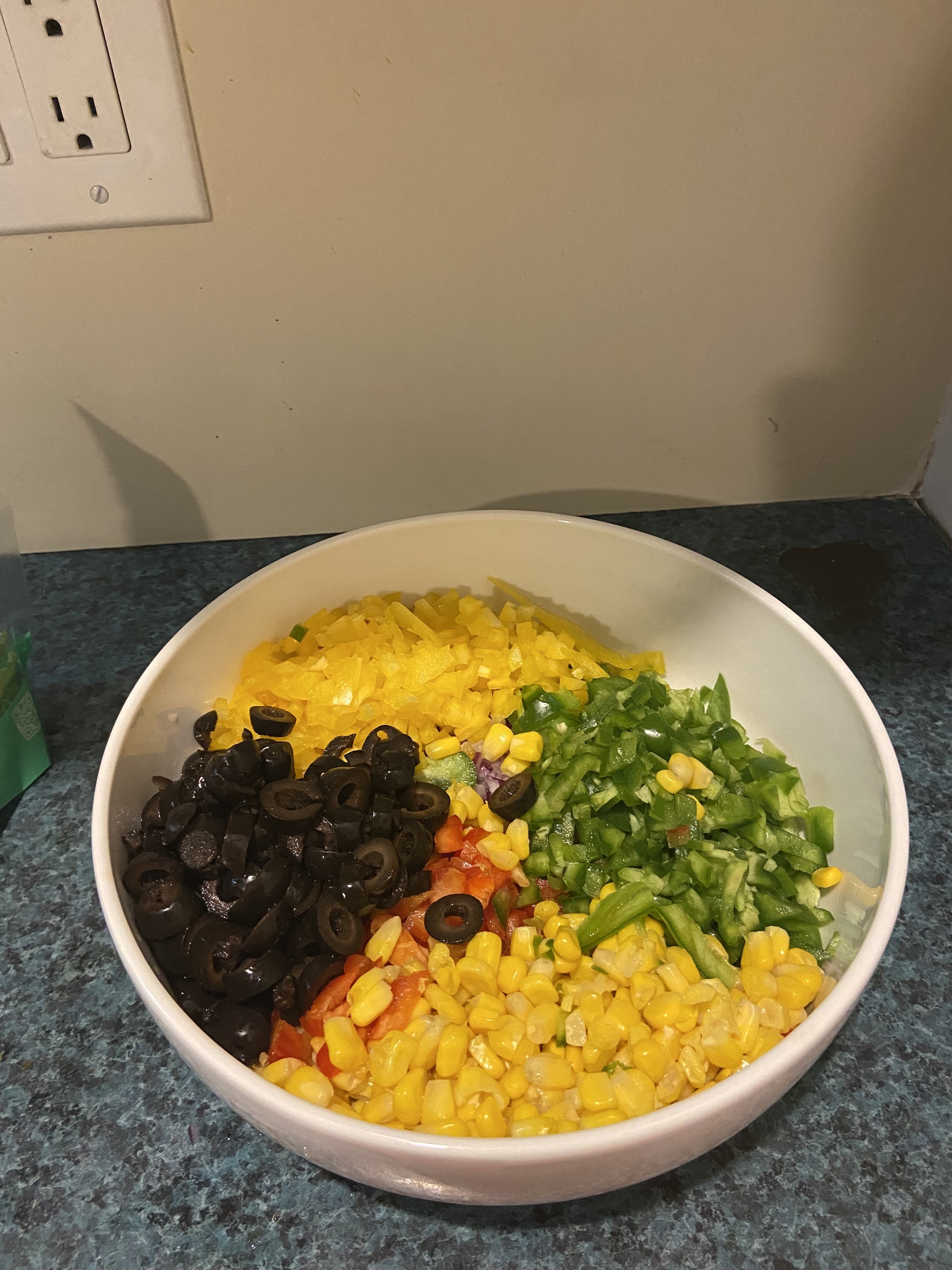 A bowl of chopped veggies