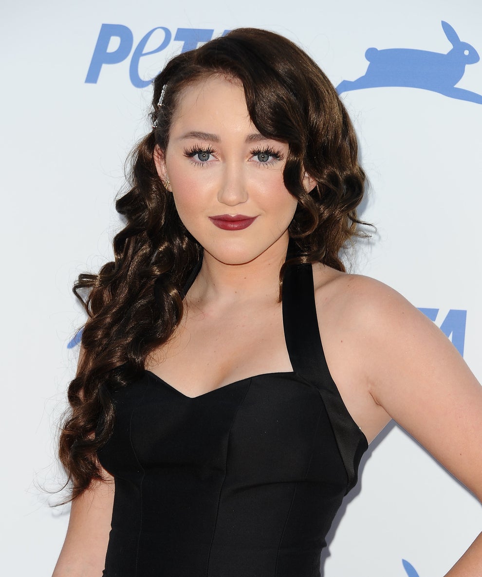 Noah Cyrus Details Xanax Addiction And Passing Out During An Interview