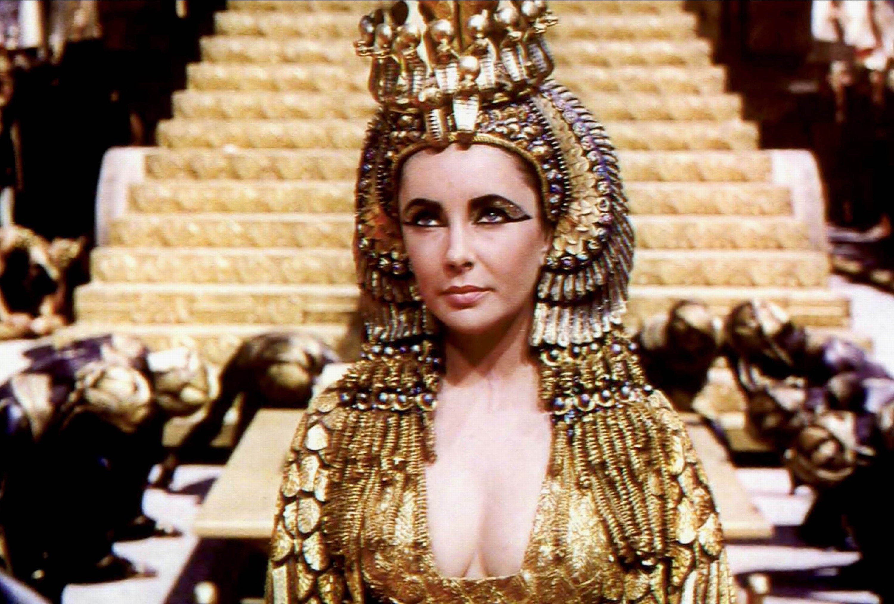 elizabeth taylor in cleopatra