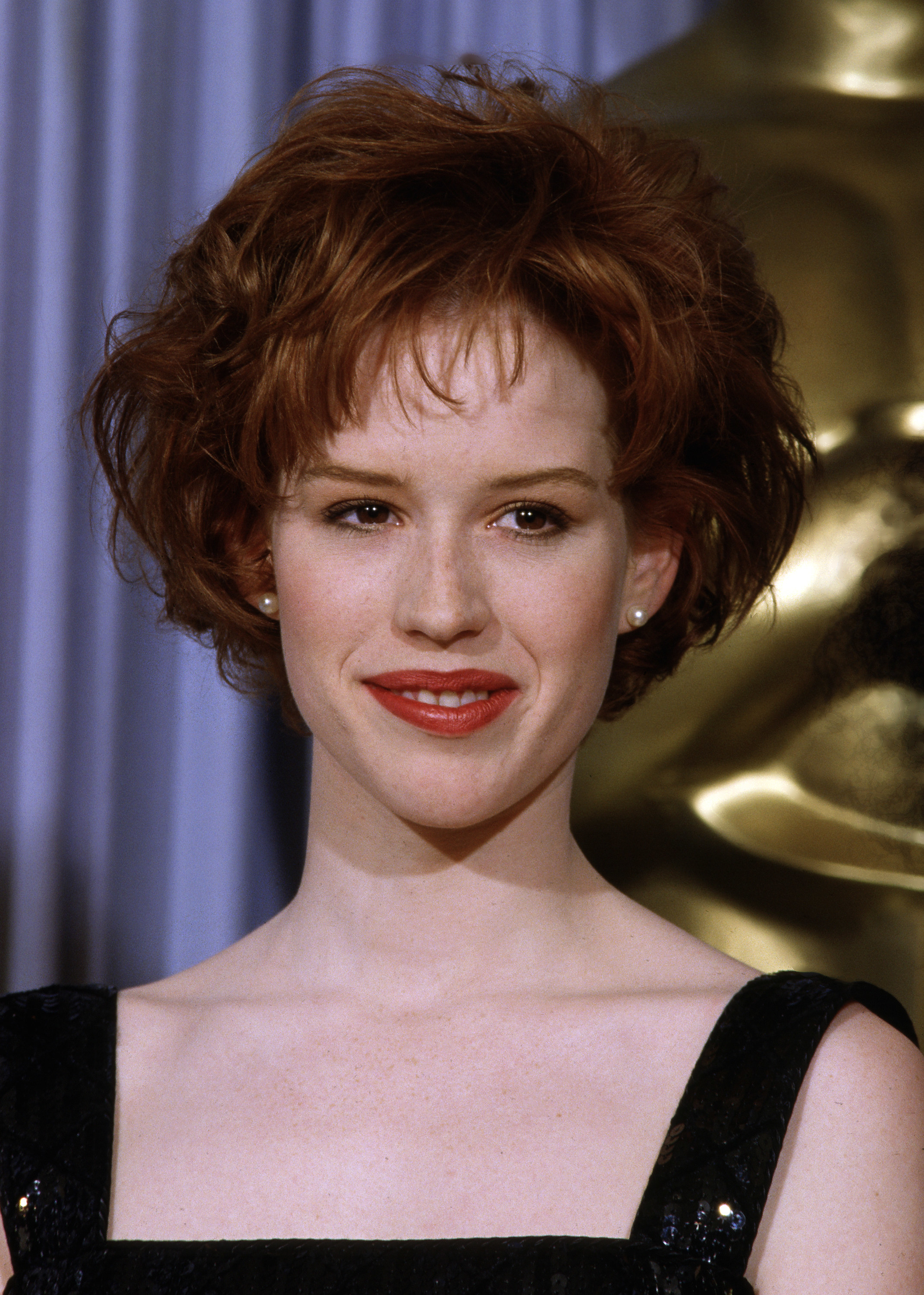 Molly Ringwald is pictured while attending the 1987 Academy Awards
