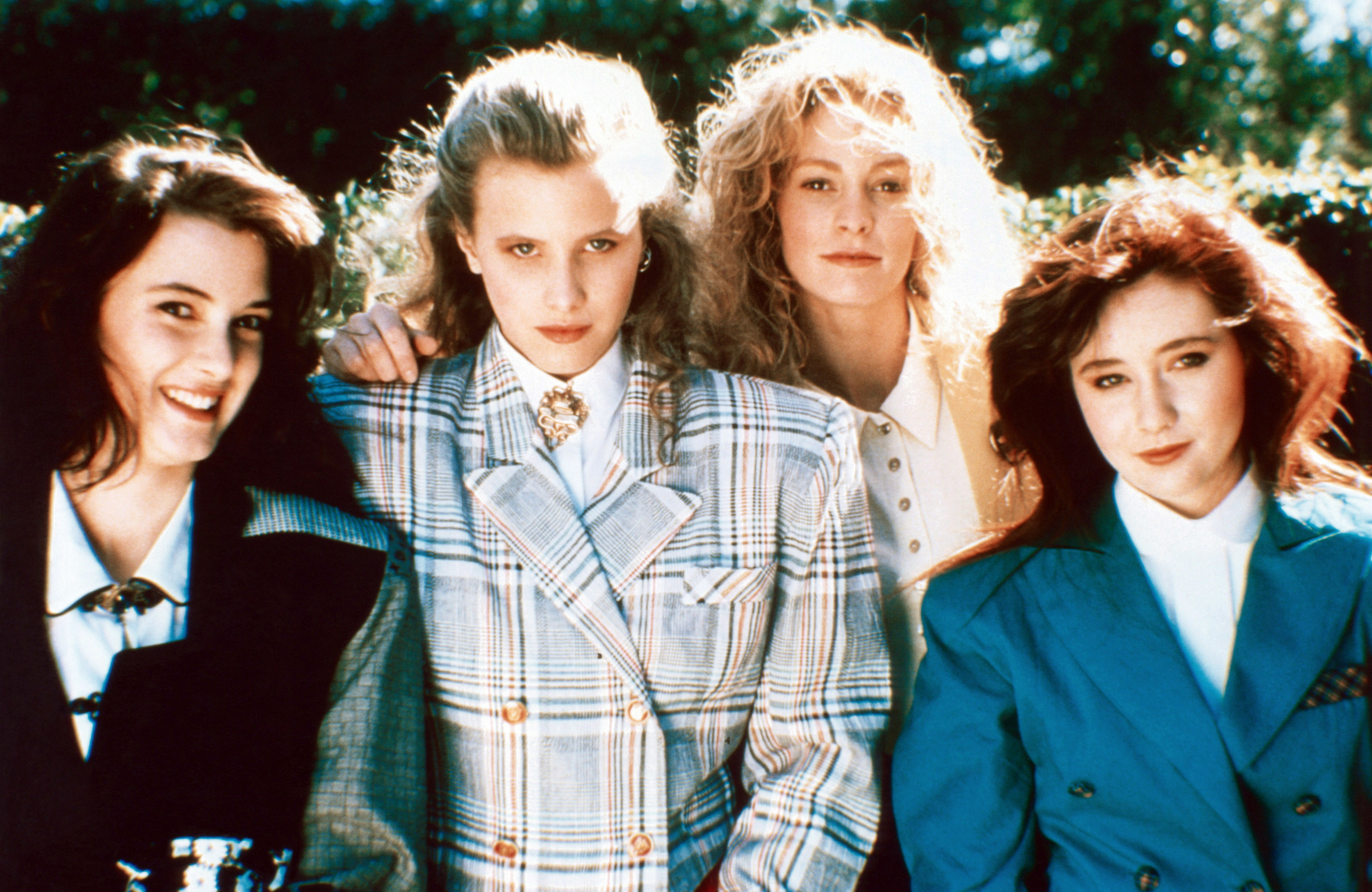 Winona Ryder, Kim Walker, Lisanne Falk and Shannen Doherty in Heathers