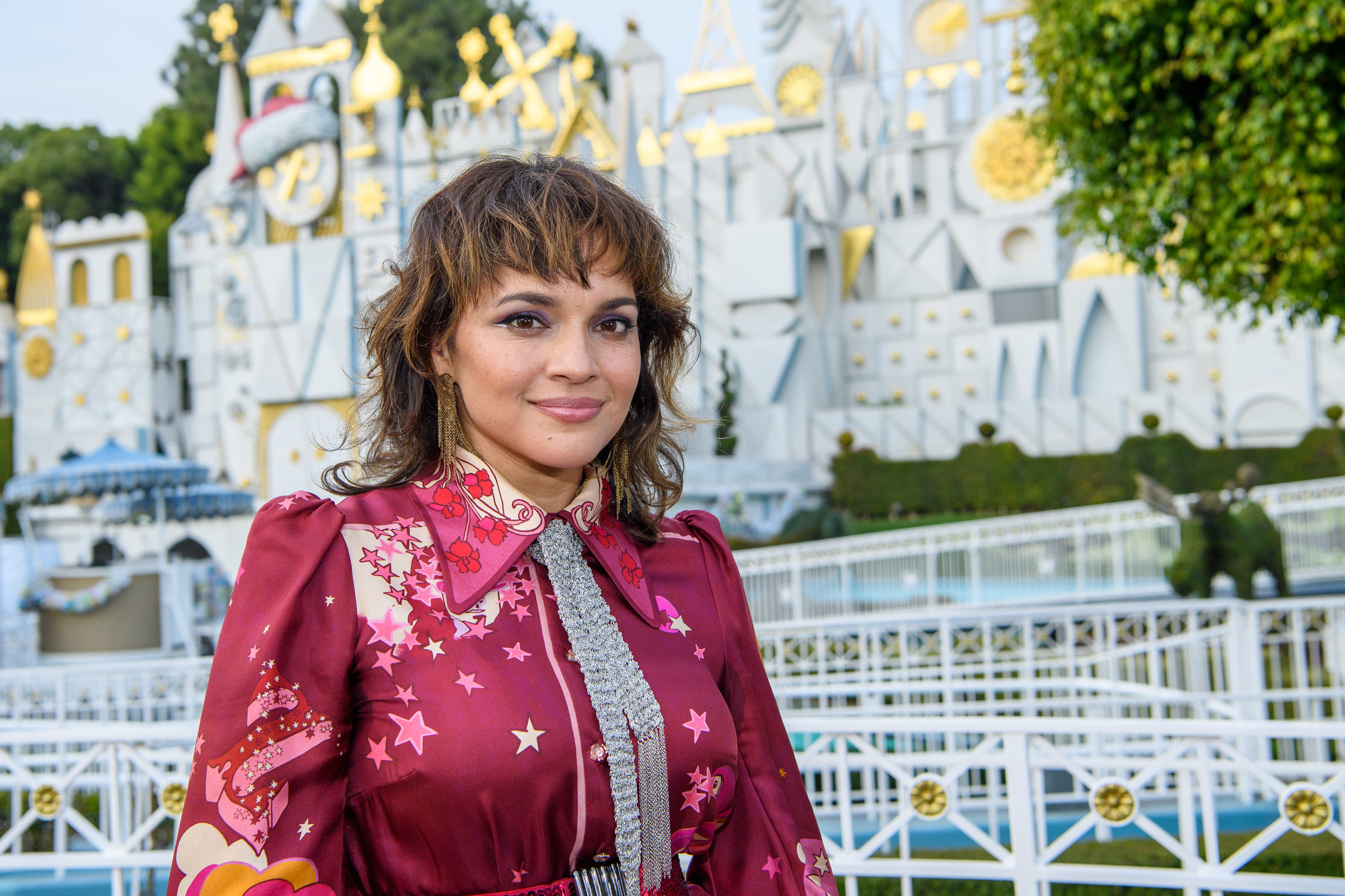 Norah Jones at the Disney Parks Christmas Parade 2021