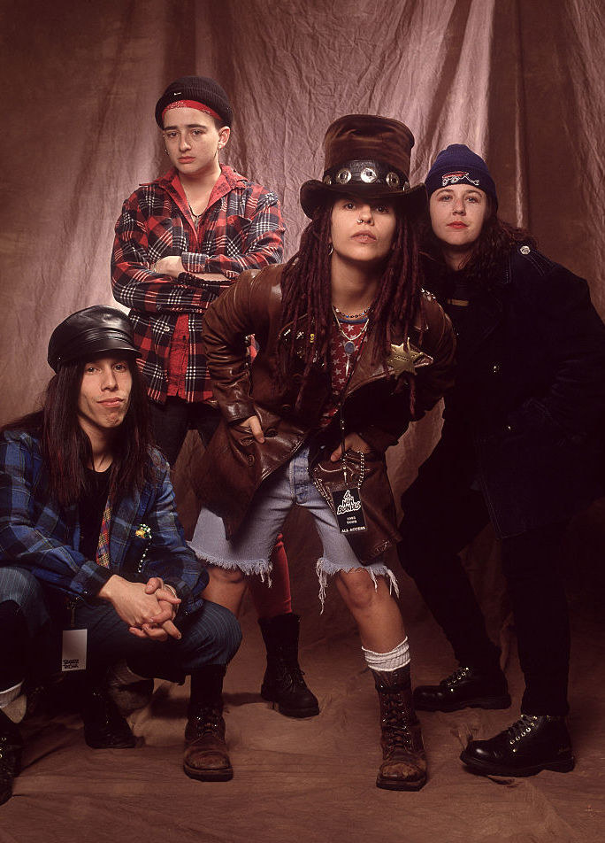 4 Non Blondes posing for a portrait in 1993