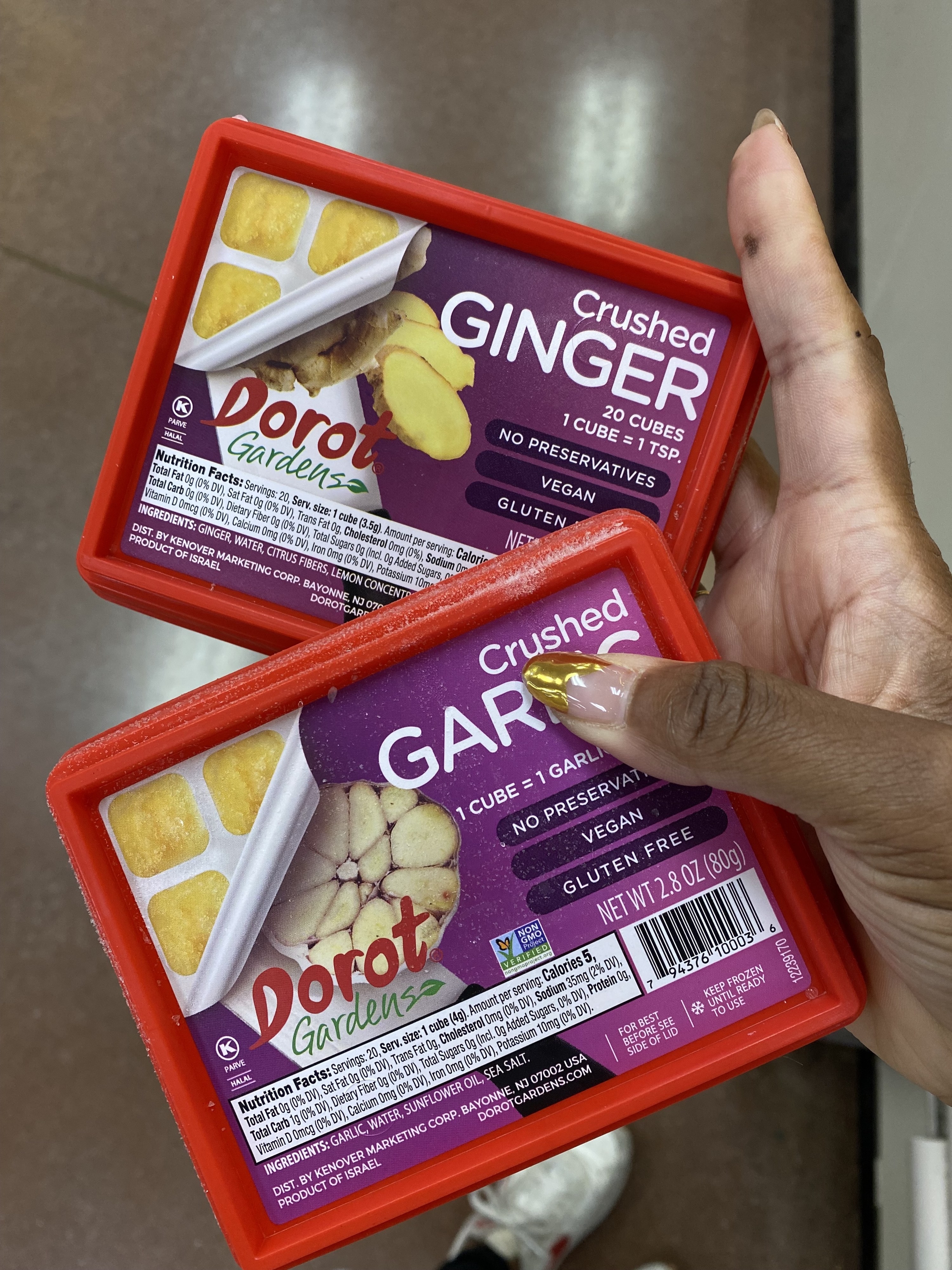 Frozen crushed ginger and garlic packages