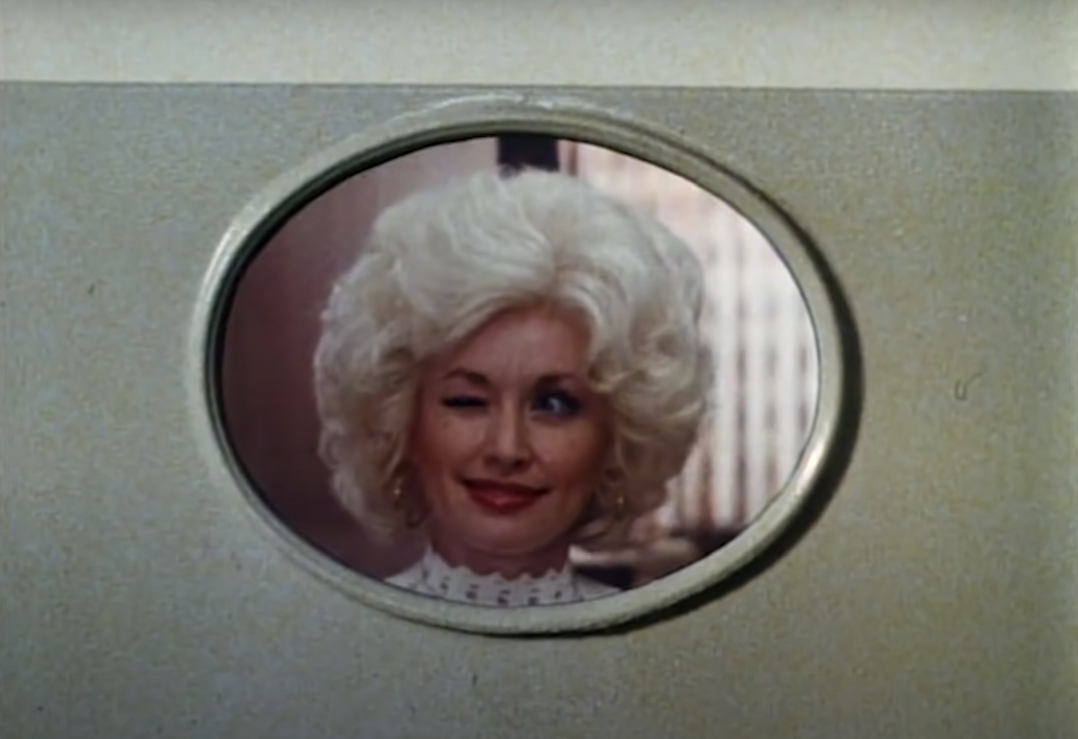 Dolly Parton in &quot;9 to 5&quot;