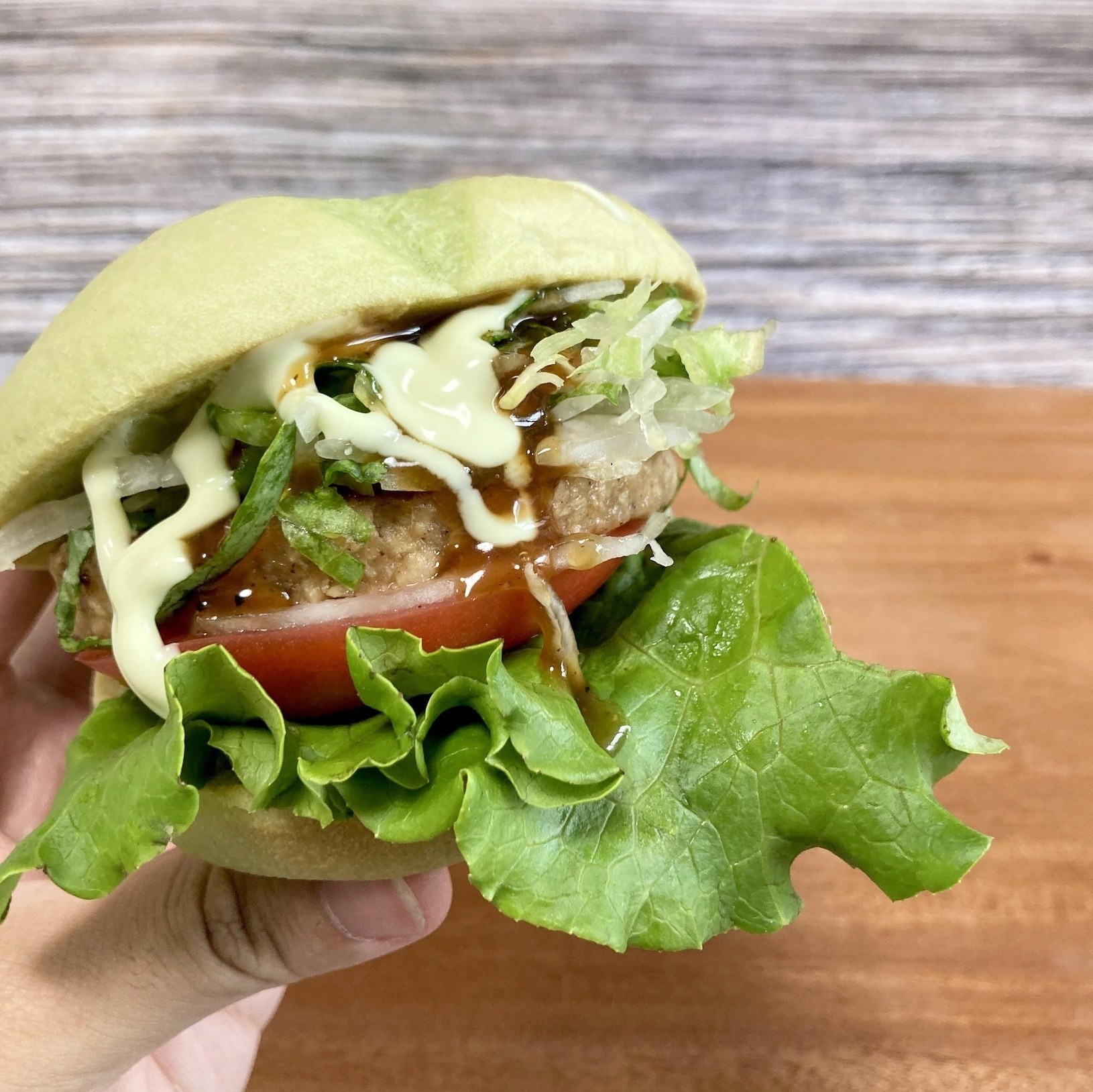 モスバーガーおすすめメニュー「グリーンバーガー＜テリヤキ＞ 」