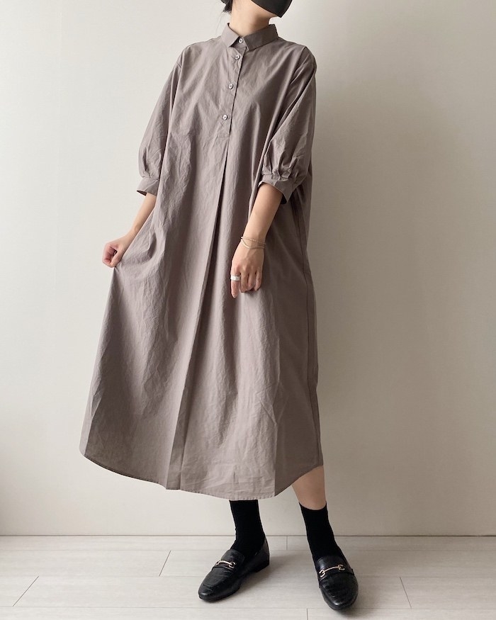 無印良品のオススメレディースファッション「ブロード七分袖ワンピース」のコーディネート