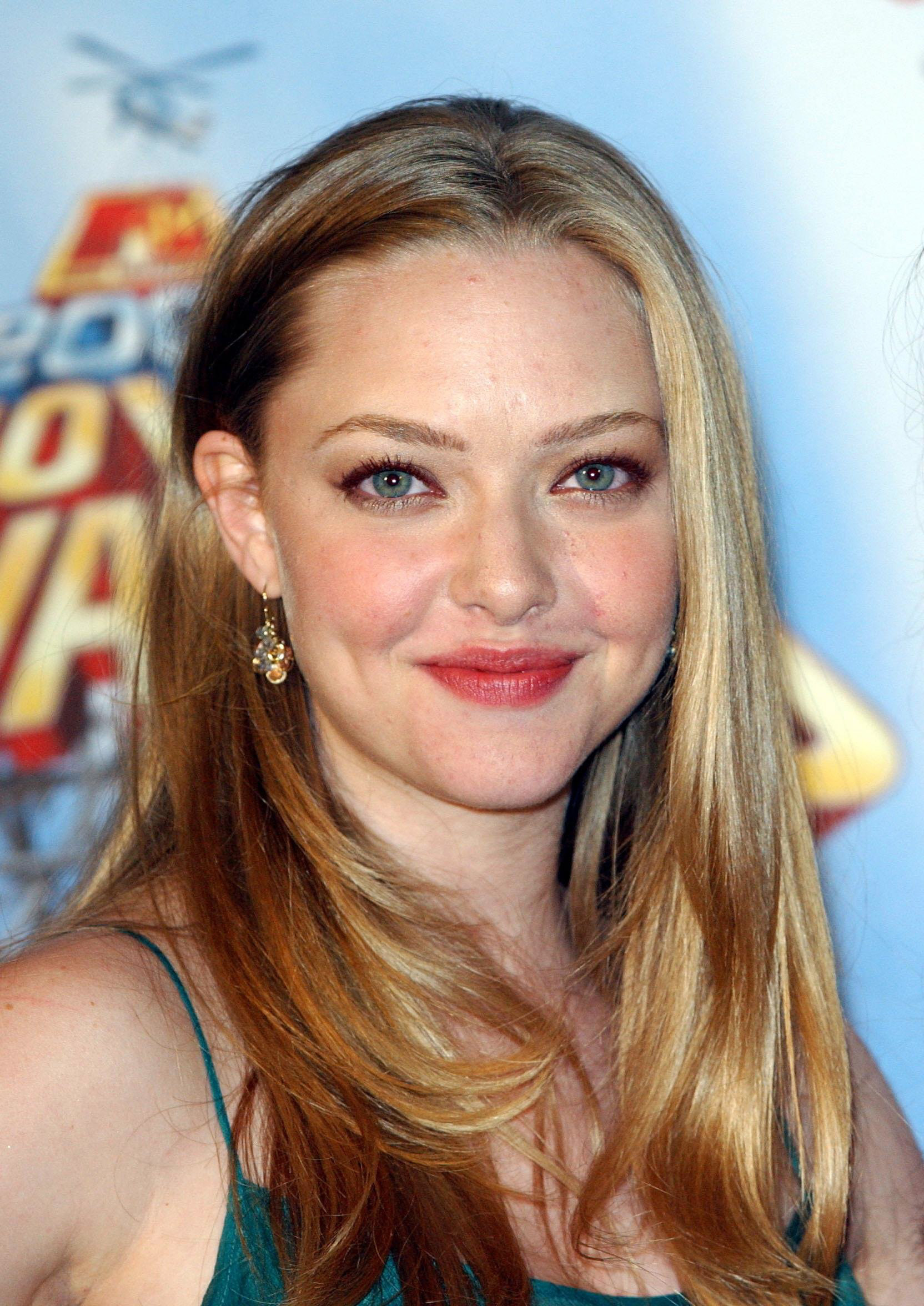 Amanda Seyfried Felt Pressure To Shoot Nude Scenes At