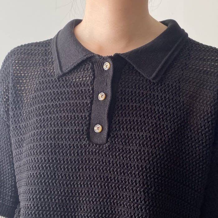 GU（ジーユー）のオススメのファッションアイテム「透かし編みポロセーター（半袖）」のコーディネート