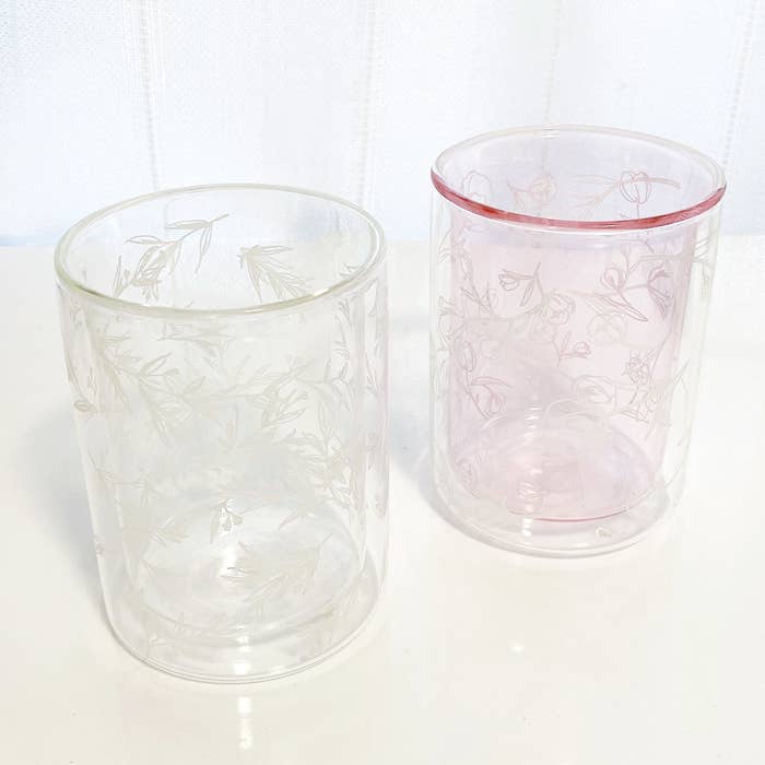 Francfranc(フランフラン)のおすすめ雑貨「フラワー&リーフ ダブルウォールグラス(2個セット)」