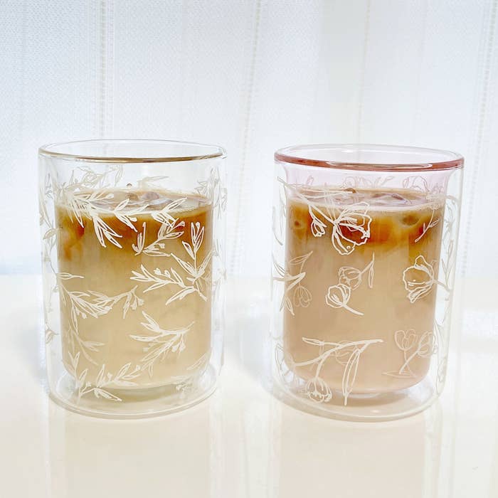 Francfranc(フランフラン)のおすすめ雑貨「フラワー&リーフ ダブルウォールグラス(2個セット)」