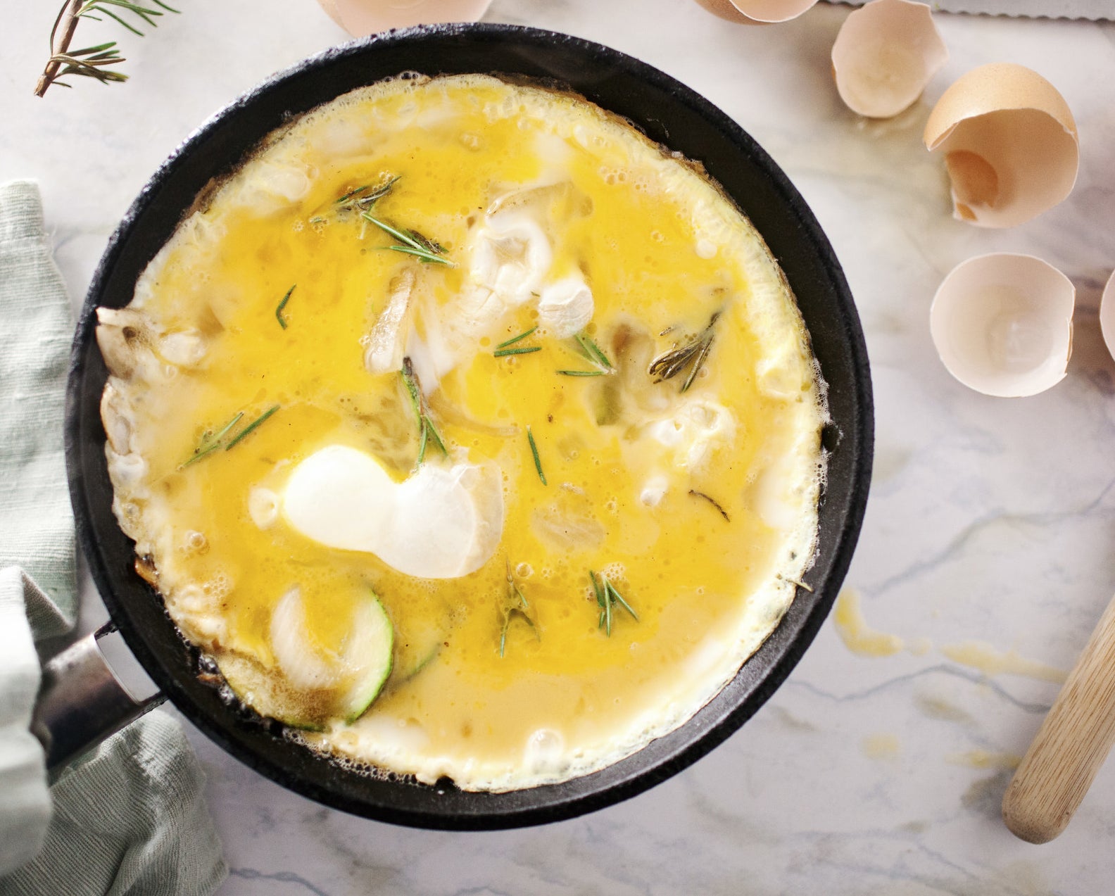 Eggs in a skillet