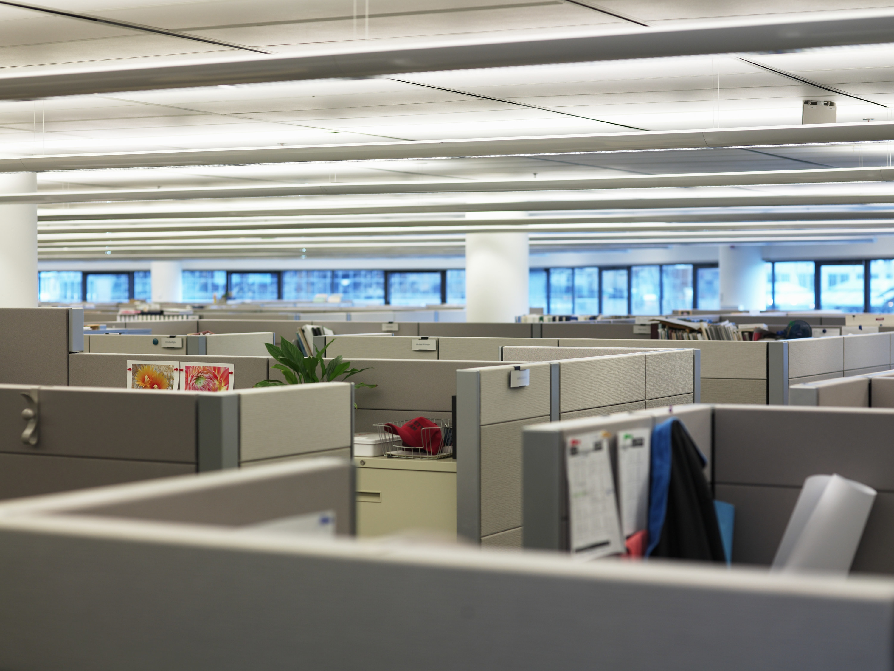 A room with empty cubicles