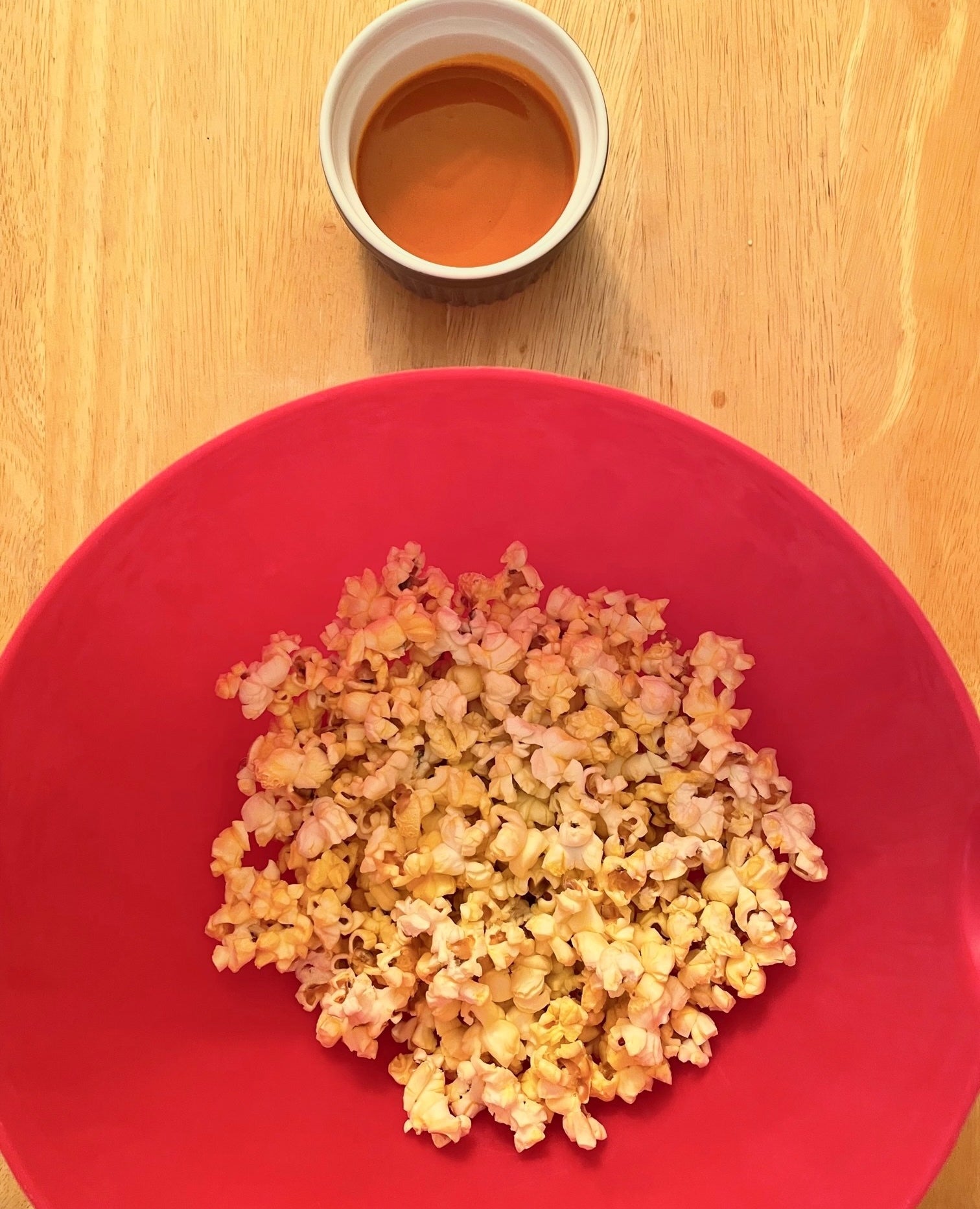 Popcorn and buffalo sauce