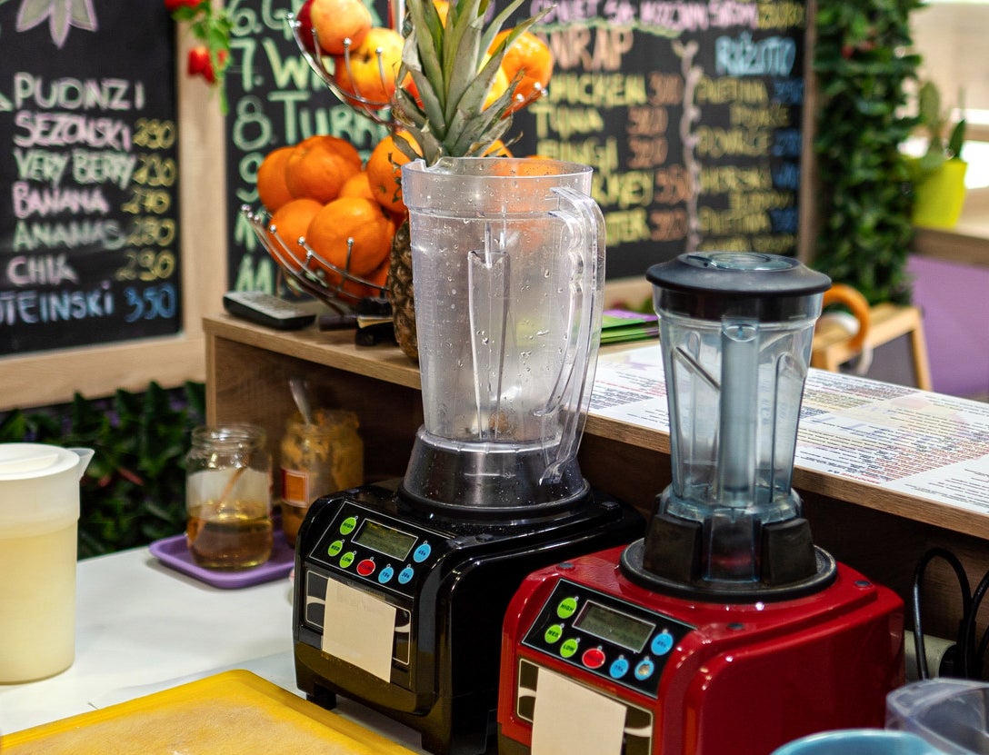Blenders in a smoothie shop