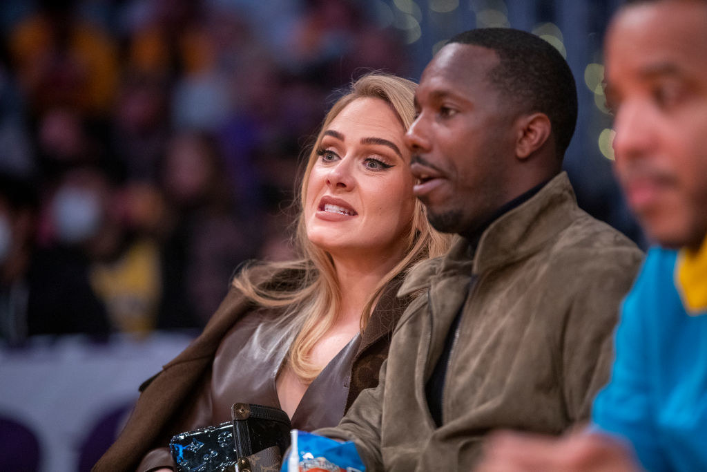 Adele Kisses Boyfriend Rich Paul Vegas Show - 25