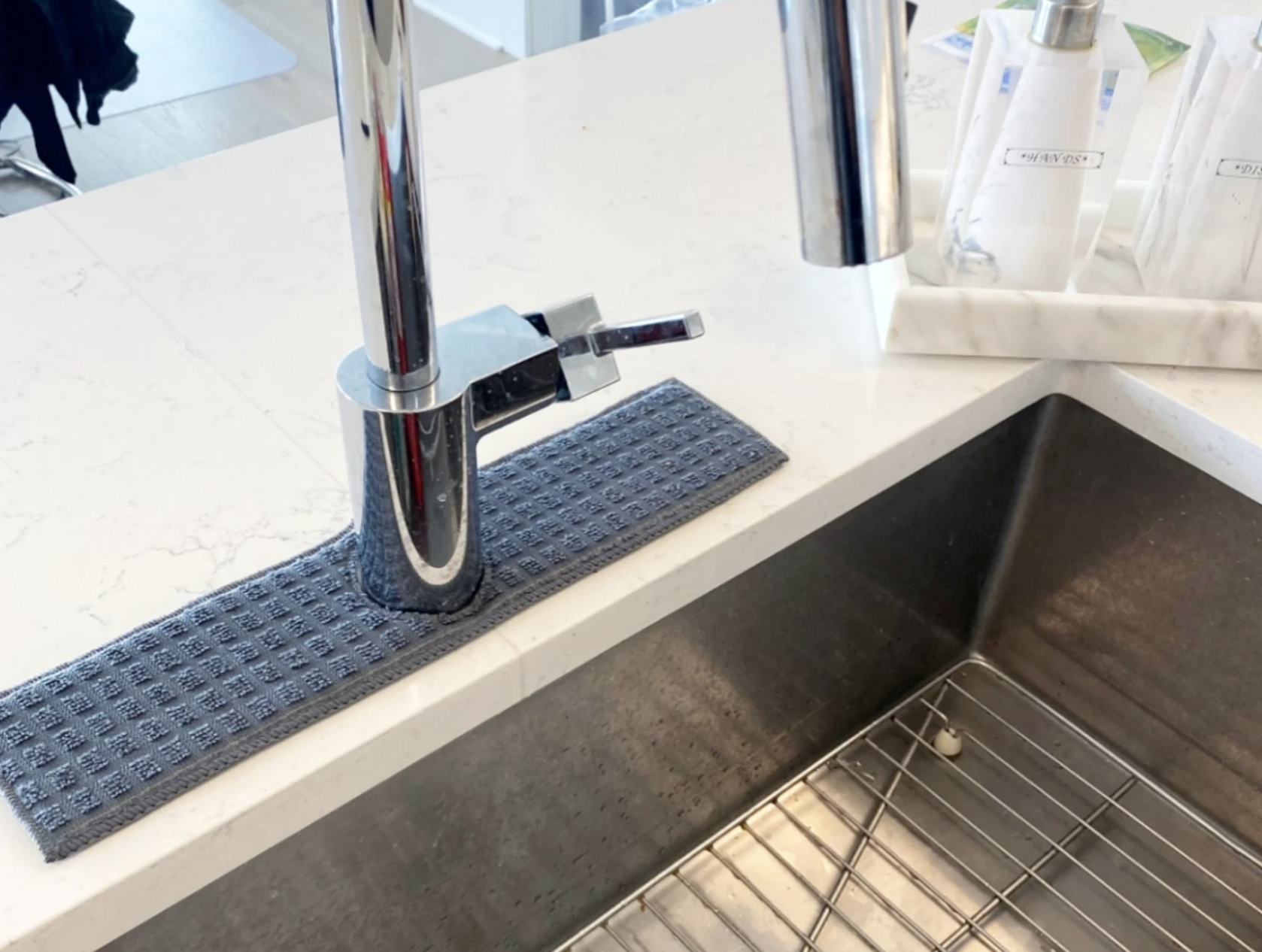 faucet drip catcher around sink
