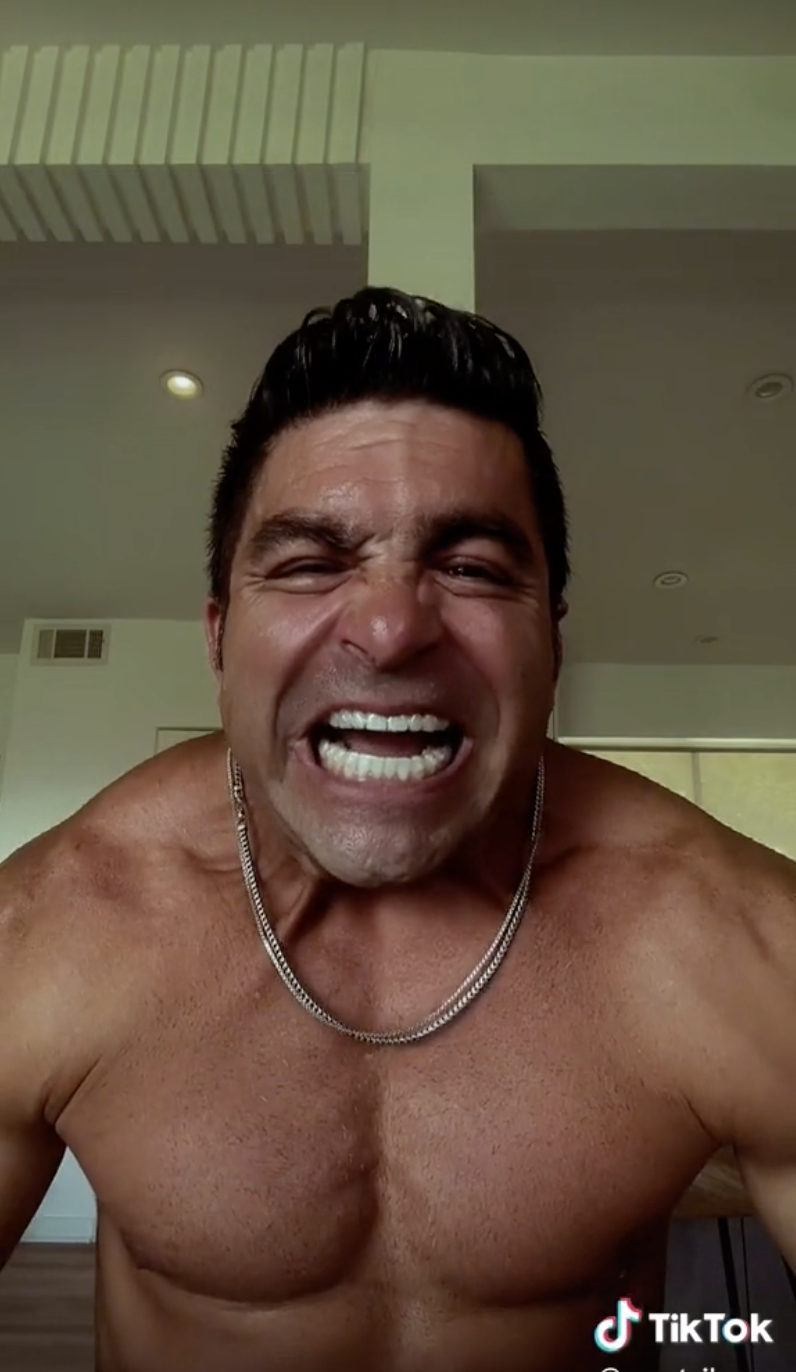 Монти лопез онлифанс. Монти лопес. Монти лопес и его девушка. Монти лопес. Звезды рожденные в 1983.