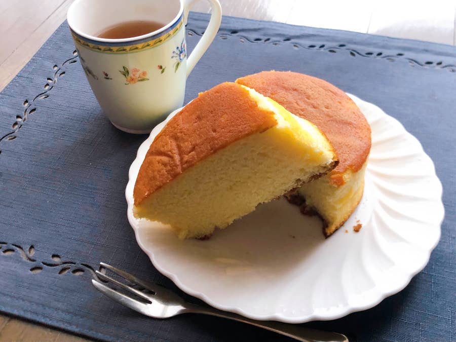 デカすぎて笑った セブンの 雲みたいなケーキ 237円でこのボリュームはコスパ高い