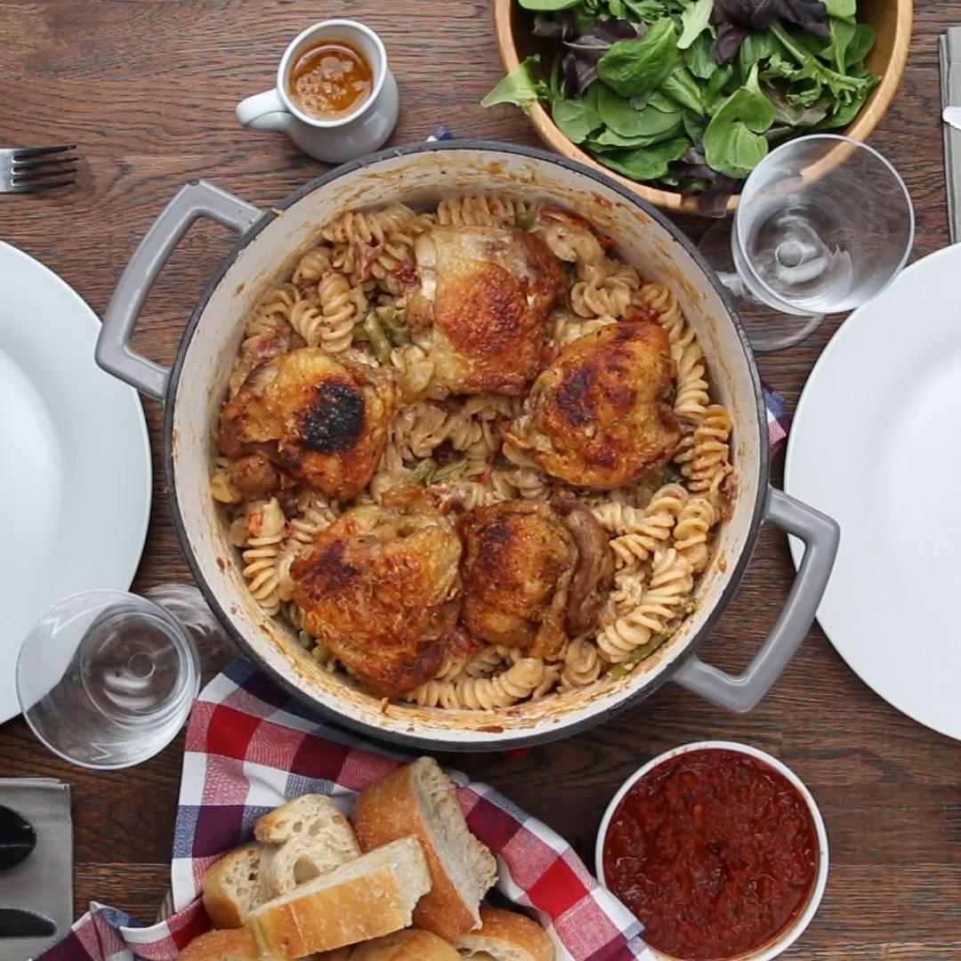 One-Pot Chicken, Bacon, And Goat Cheese Pasta