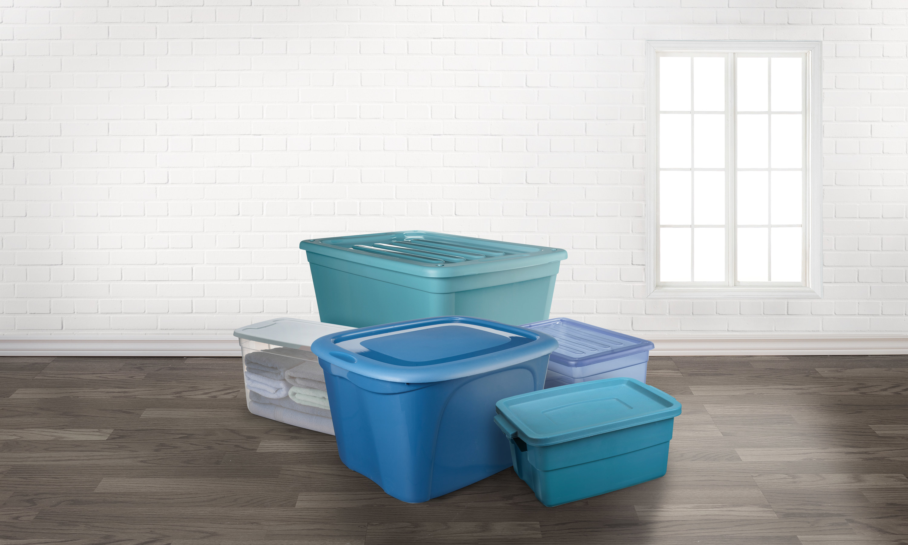 clear storage containers