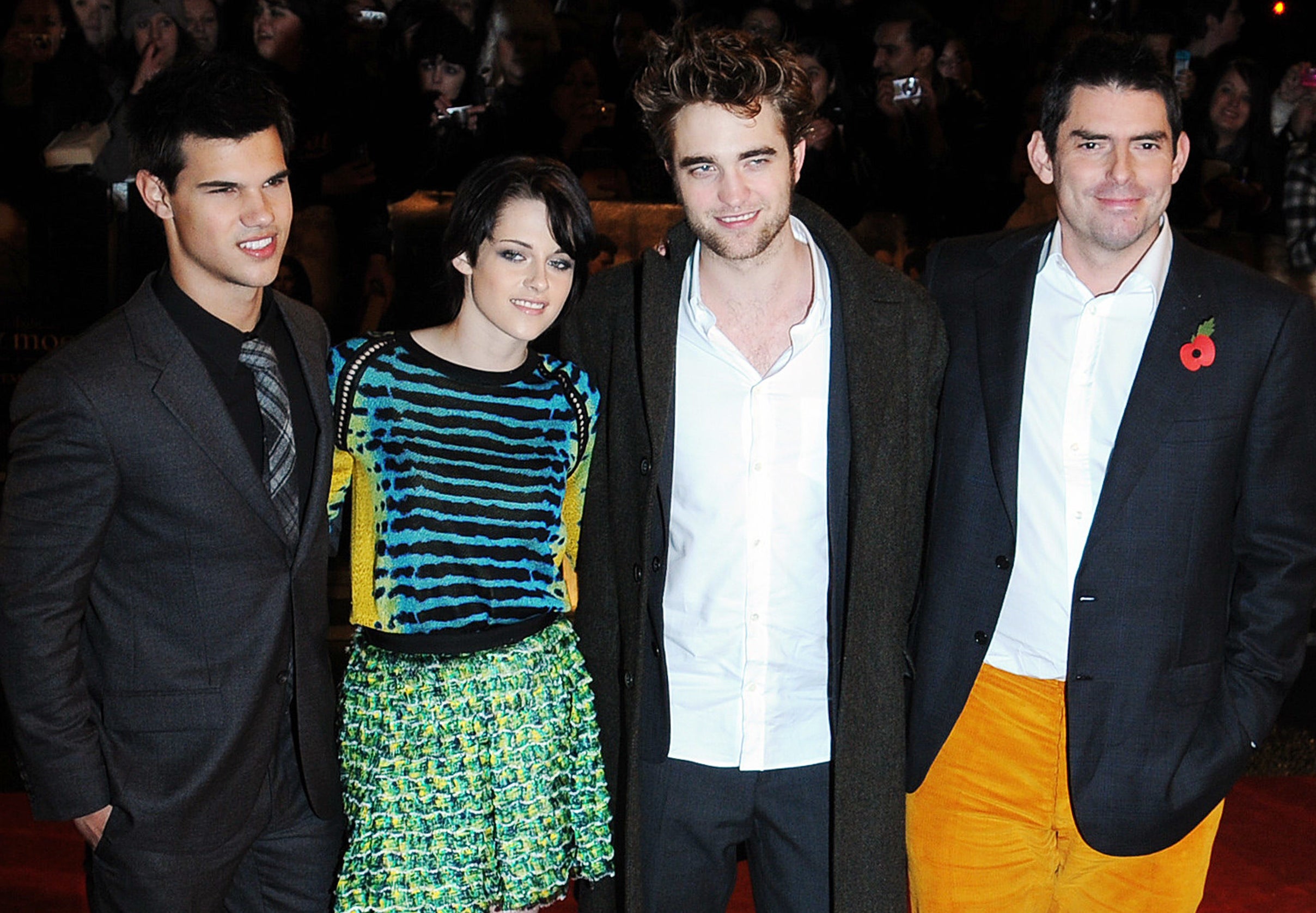 The Twilight cast with Chris