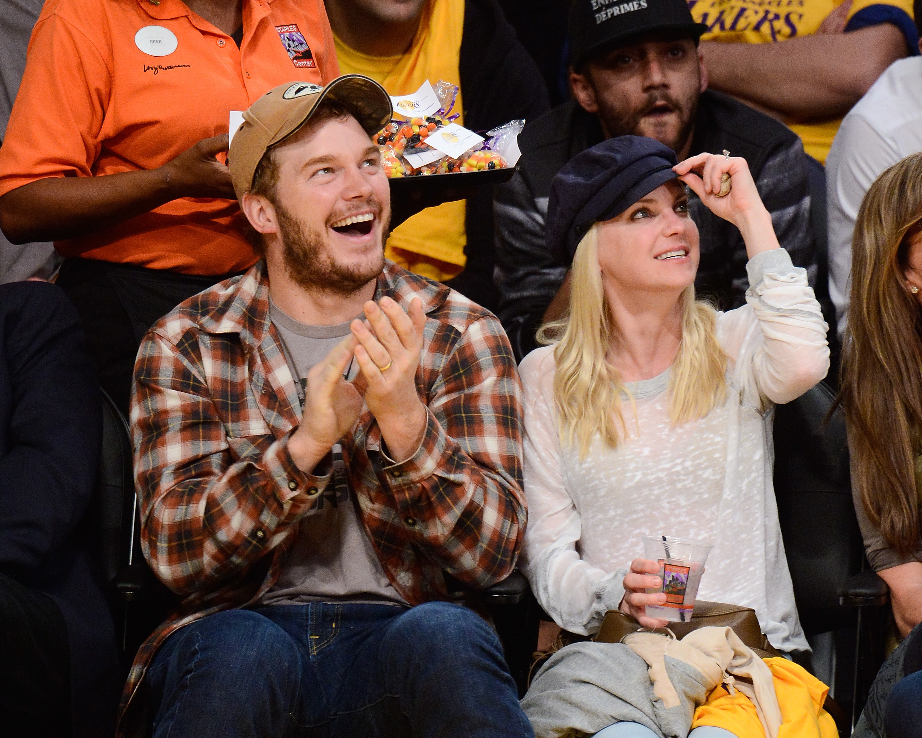 does chris pratt visit his son