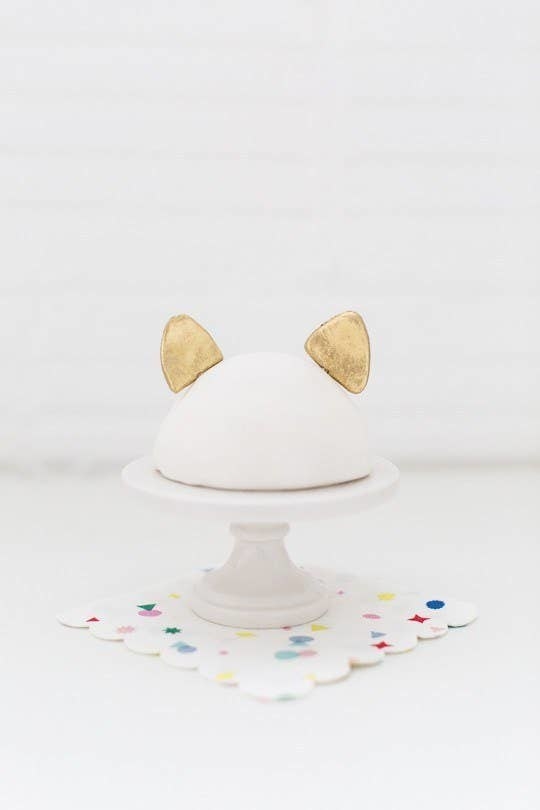 animal ears on a cake