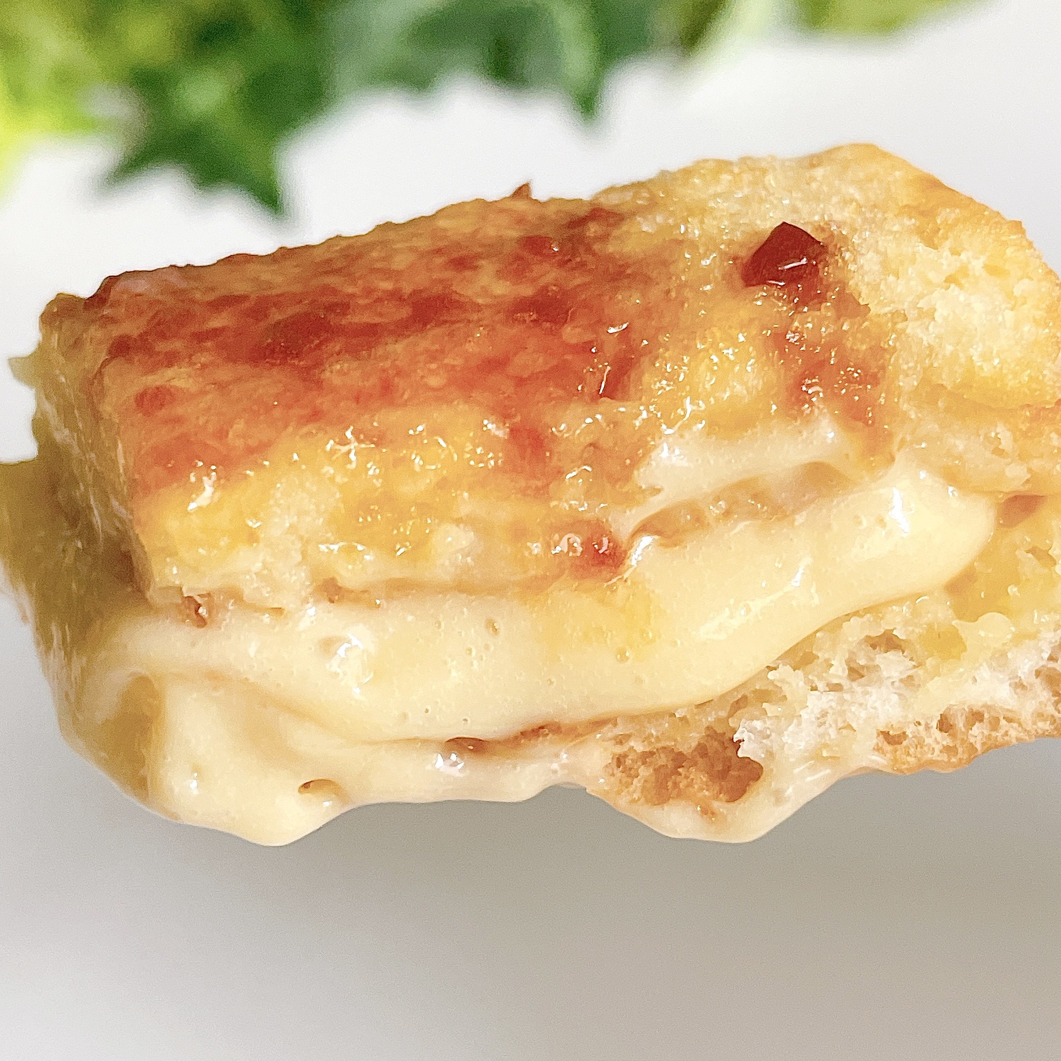 LAWSON(ローソン)のオススメの新作スイーツ「八天堂監修 おぼれかすたーどのフレンチトースト」