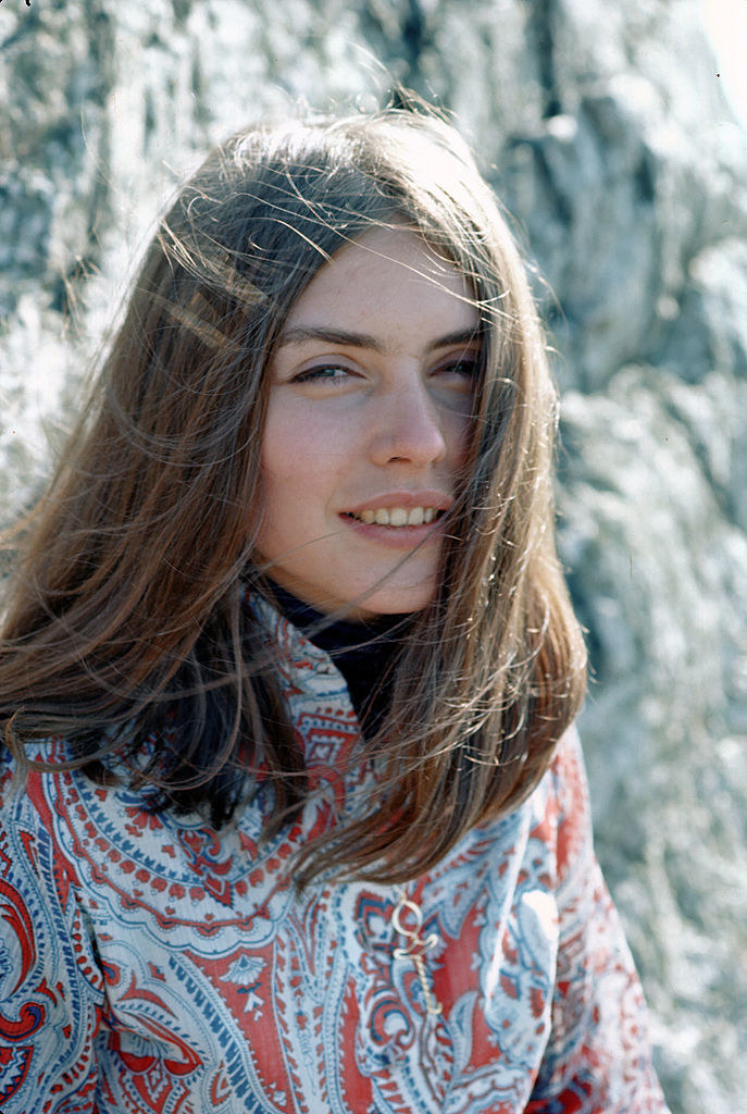 50 Celebs Over 60 And What They Looked Young - 4