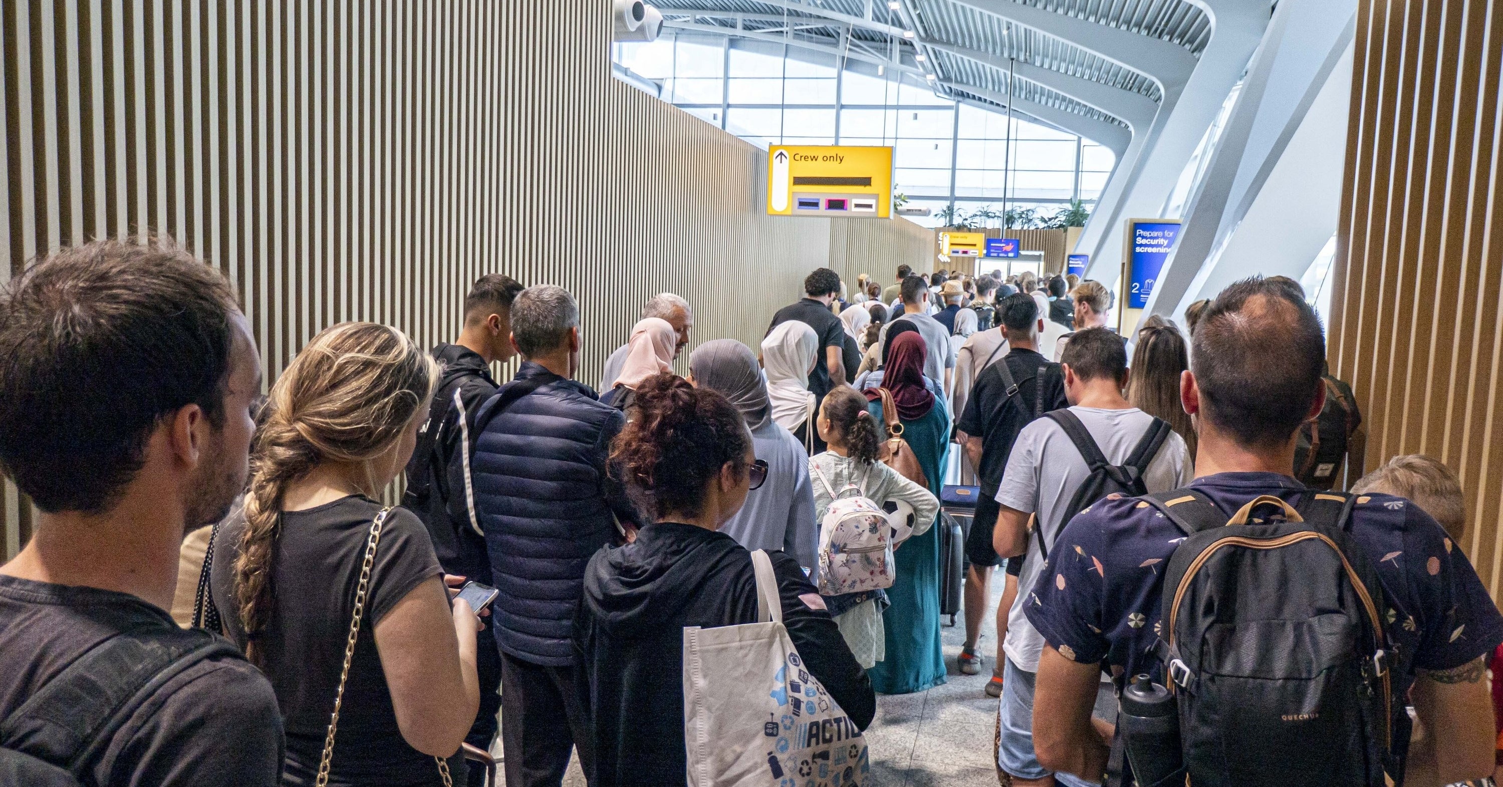 These Photos Show Just How Miserable The Mass Flight Delays And Cancellations Have Become