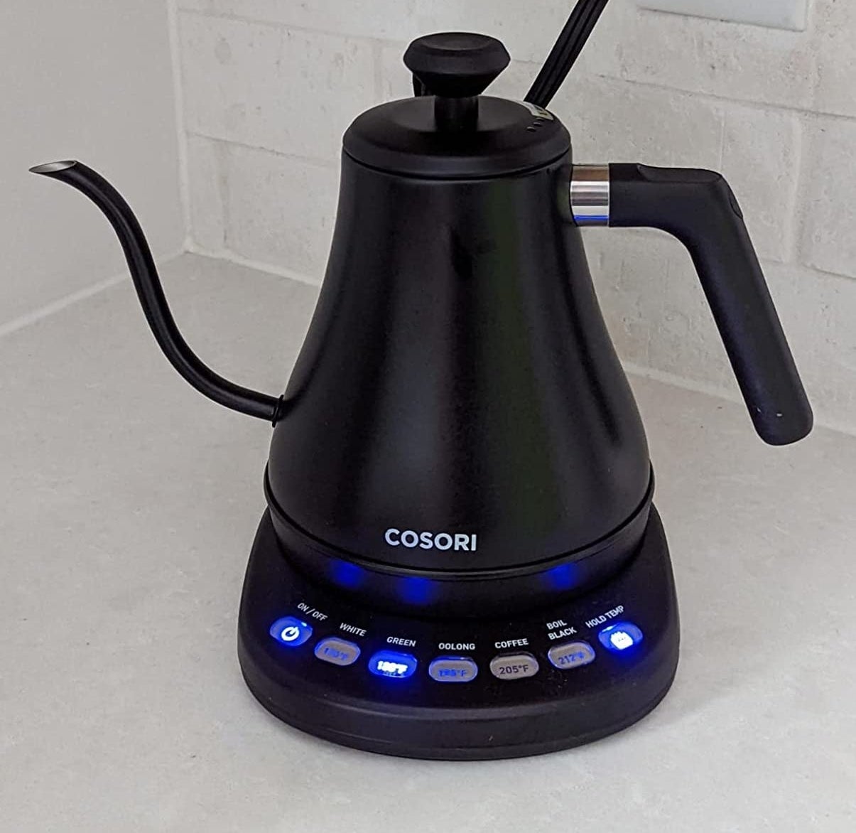 Reviewer image of black kettle on kitchen countertop