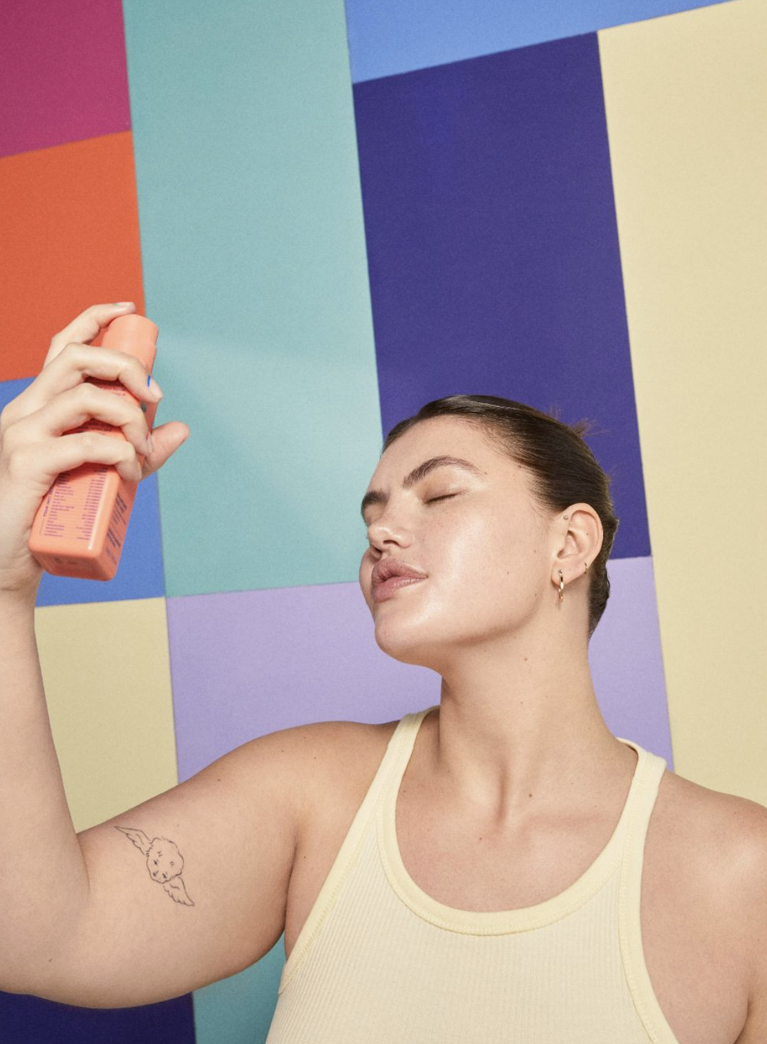 model using the mist