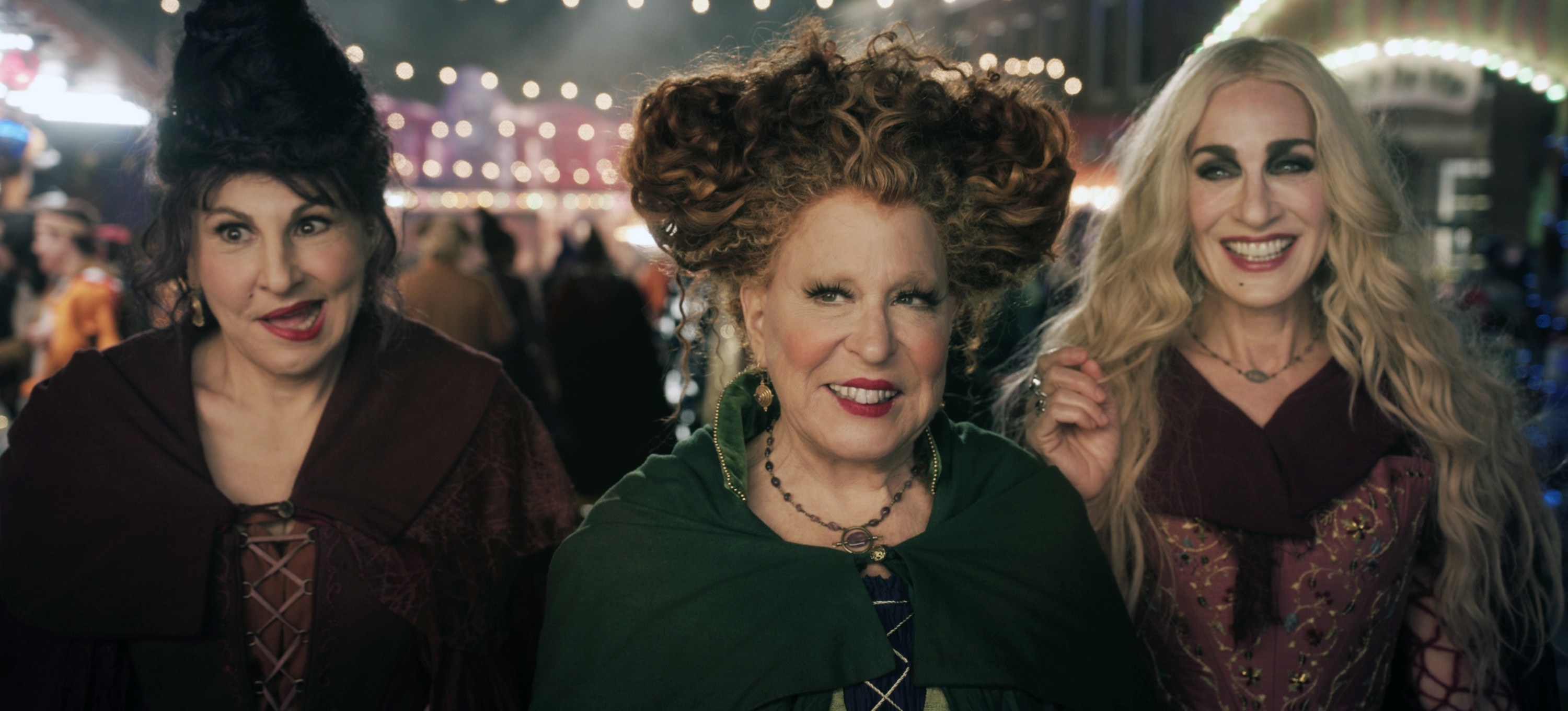 Kathy Najimy, Bette Middler, and Sarah Jessica Parker dressed as witches