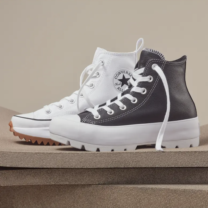 23 Best Sneakers For Wide Feet That Reviewers Love