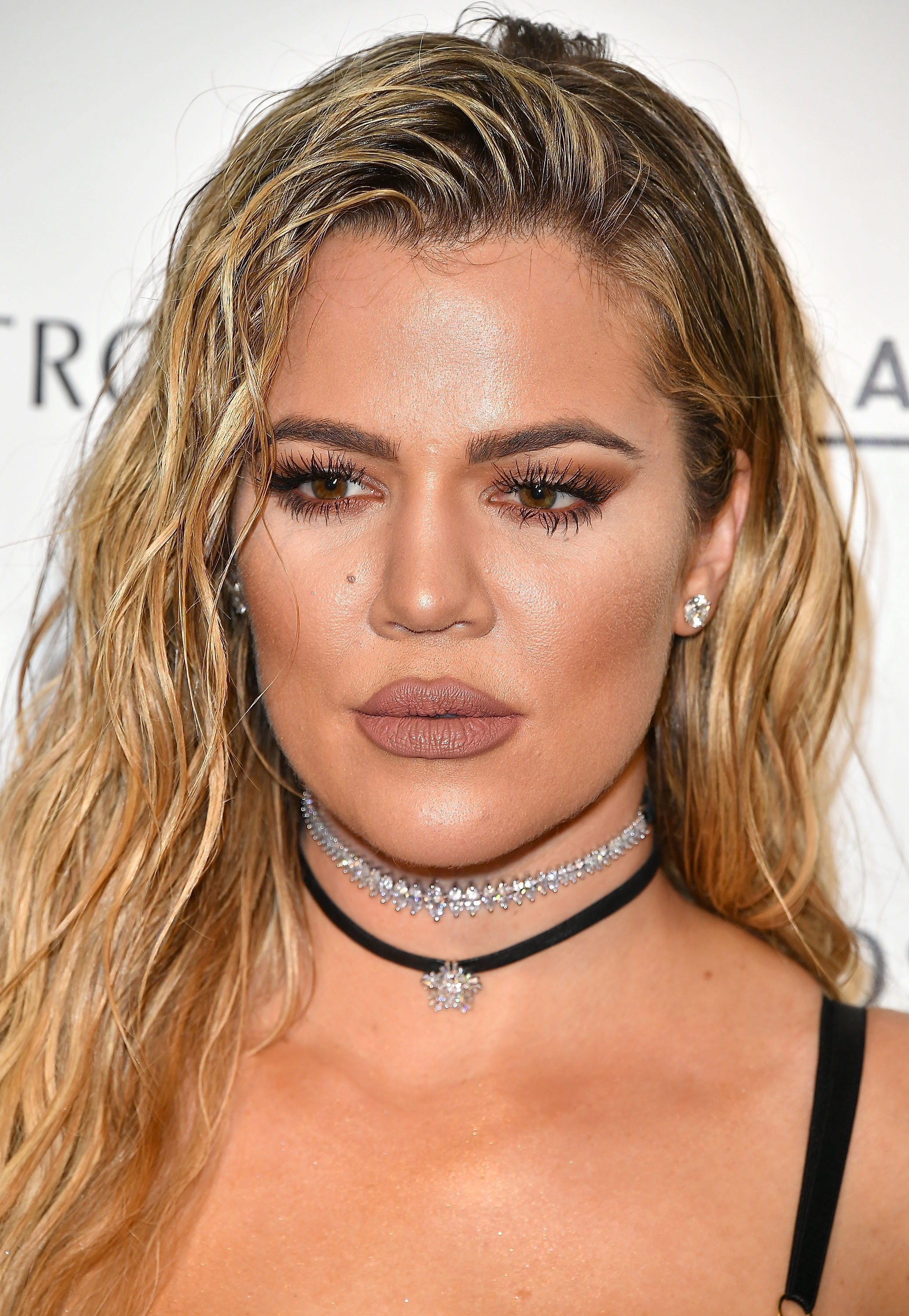 close up of Khloe