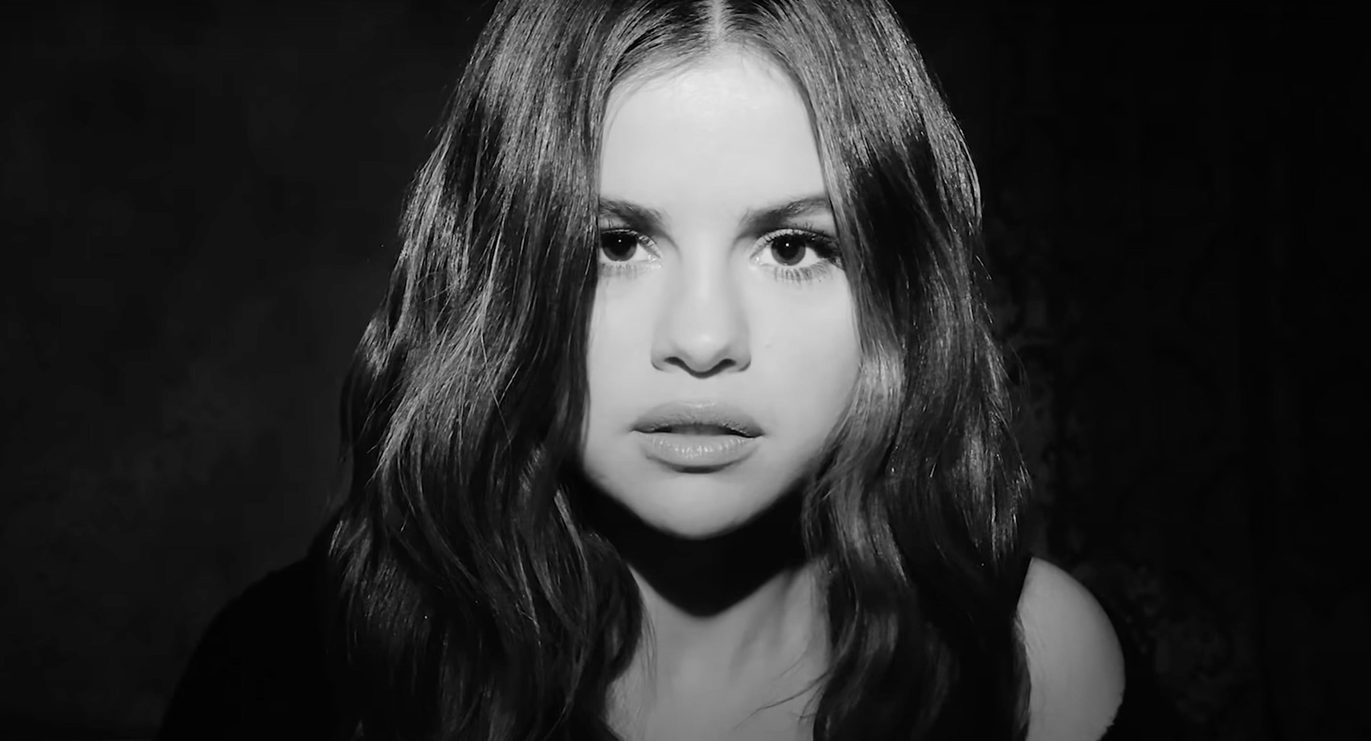 Selena Gomez looking at the camera in her Lose You to Love Me music video
