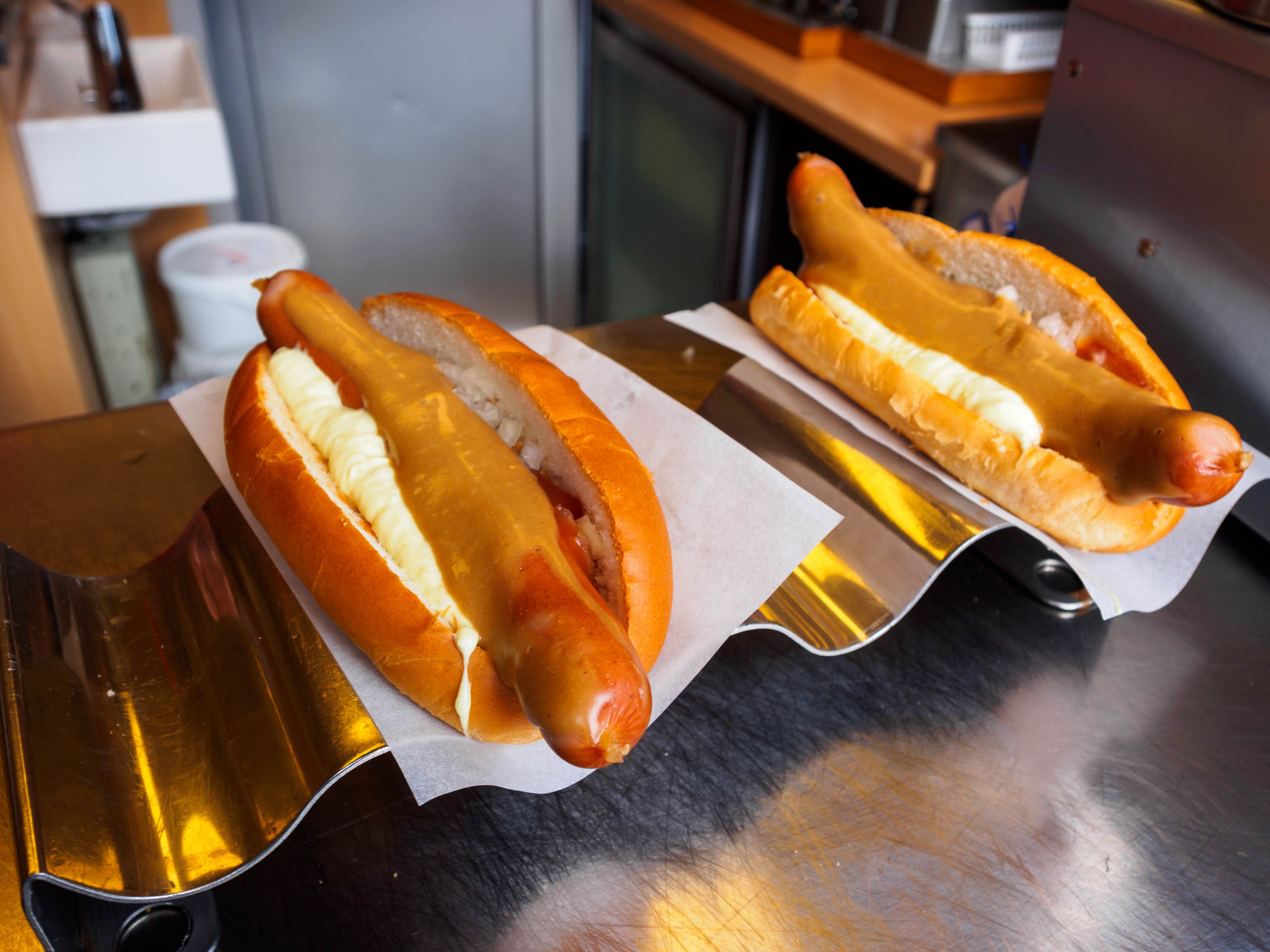 Two Icelandic hot dogs.