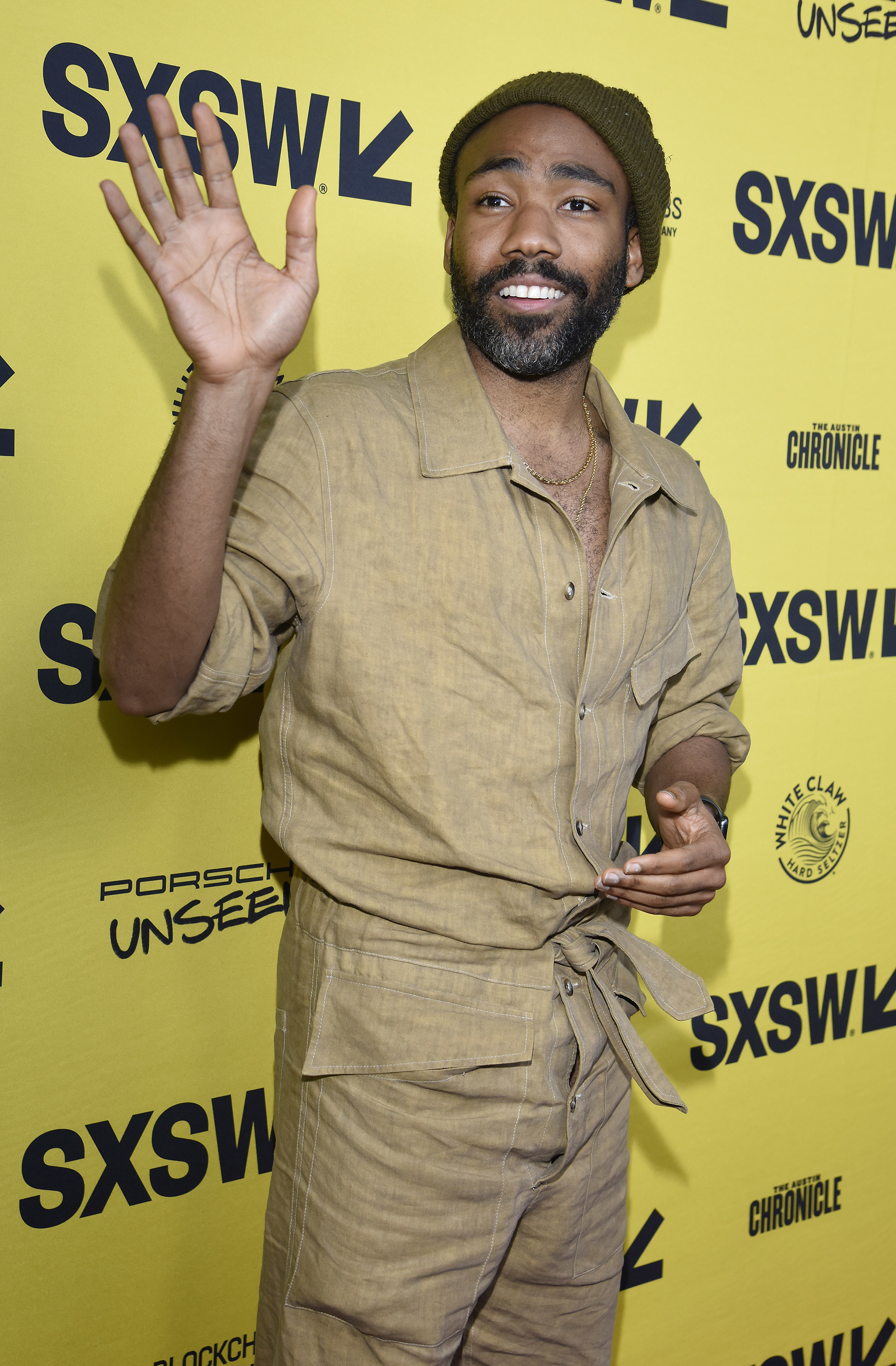 Donald Glover waving at SXSW