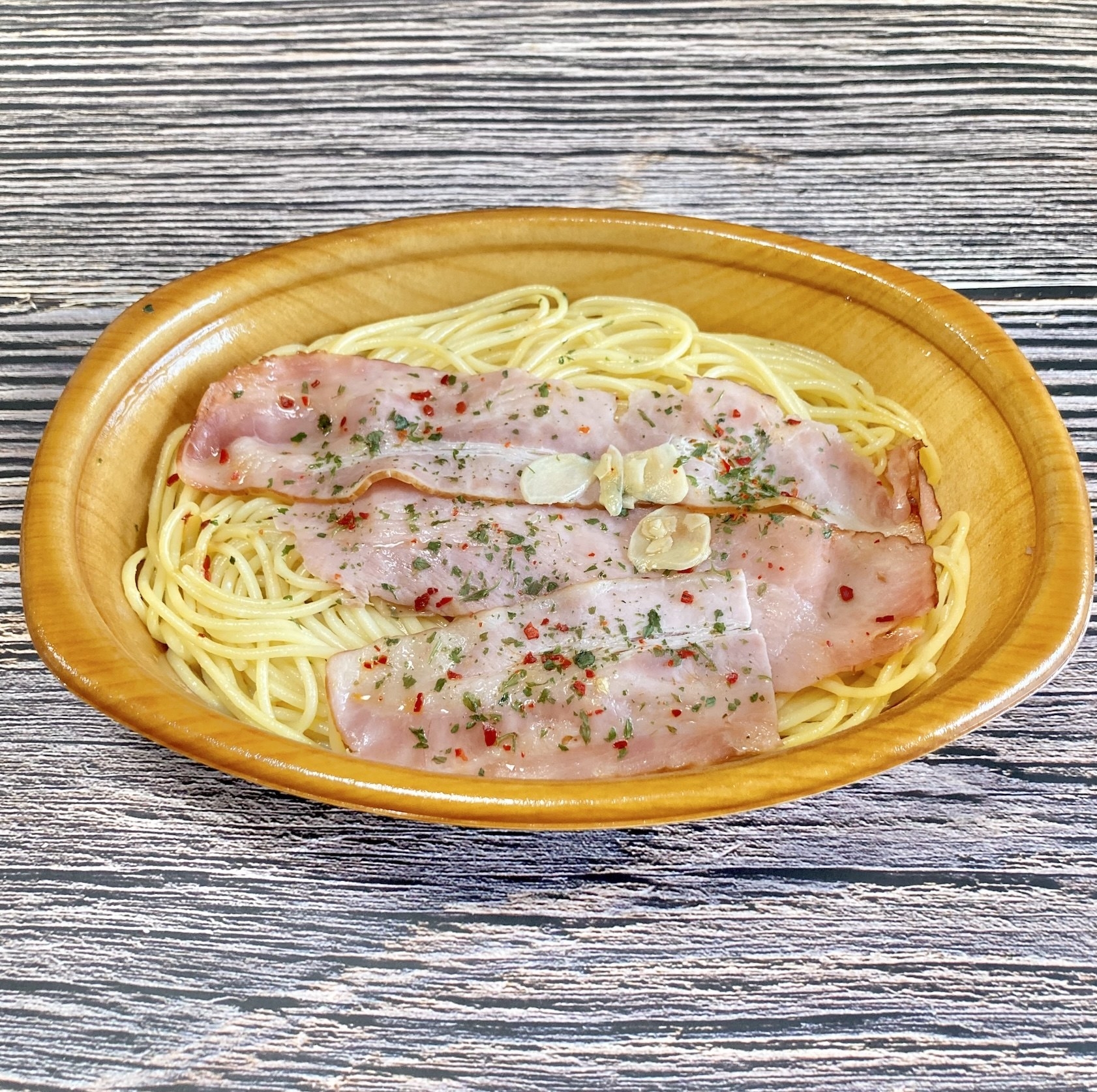 FamilyMart(ファミリーマート)のおすすめパスタ「オニ盛!ペペロンチーノ」