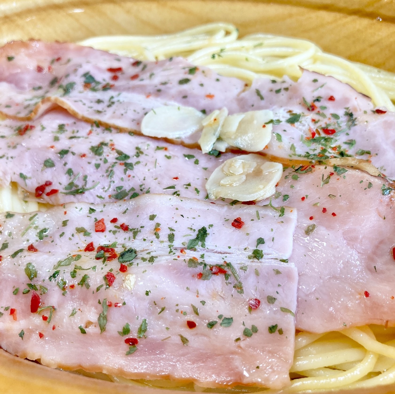 FamilyMart(ファミリーマート)のおすすめパスタ「オニ盛!ペペロンチーノ」