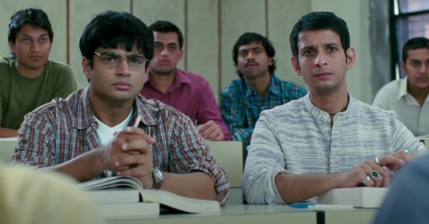 R Madhavan and Sharman Joshi attend a class in a still from 3 Idiots