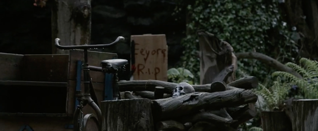 A tomb reading &quot;Eeyore R.I.P.&quot;