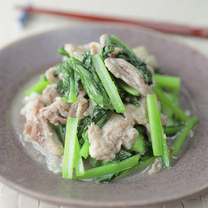 びっくりするくらいウマい 無限小松菜レシピ3選 レシピ 作り方 Tasty びっくりするくらいウマい 無限小松菜レシピ3選 レシピ 作り方 Tasty