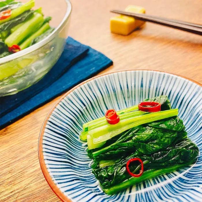 びっくりするくらいウマい 無限小松菜レシピ3選 レシピ 作り方 Tasty